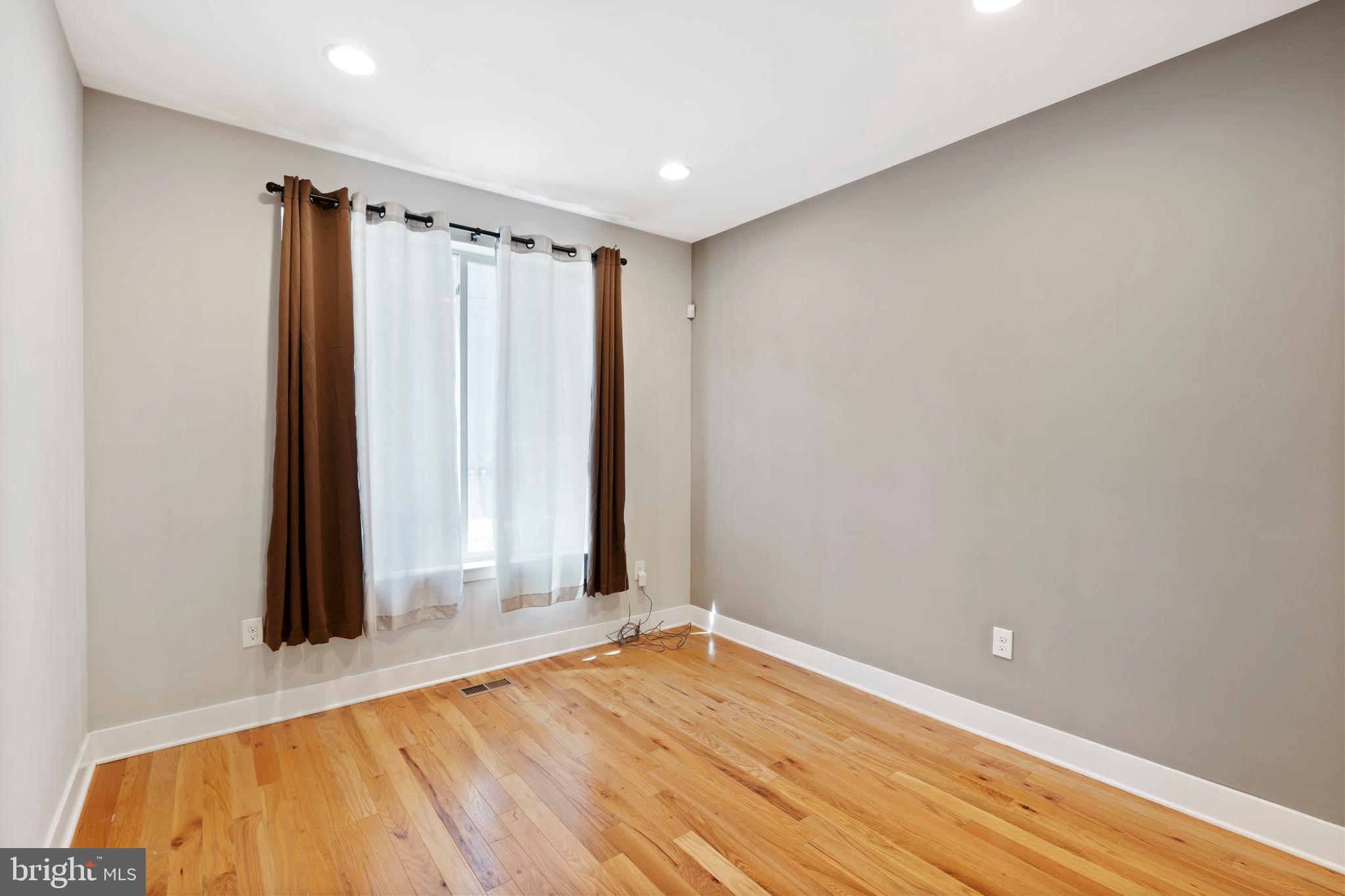 FRANCISVILLE - Residential