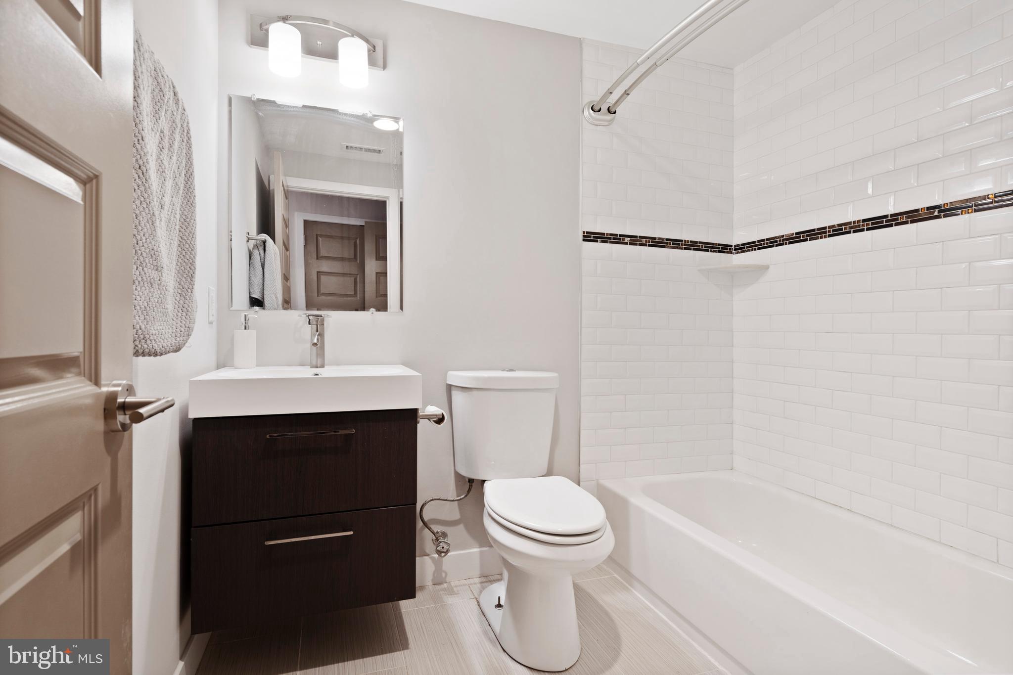 FRANCISVILLE - Residential