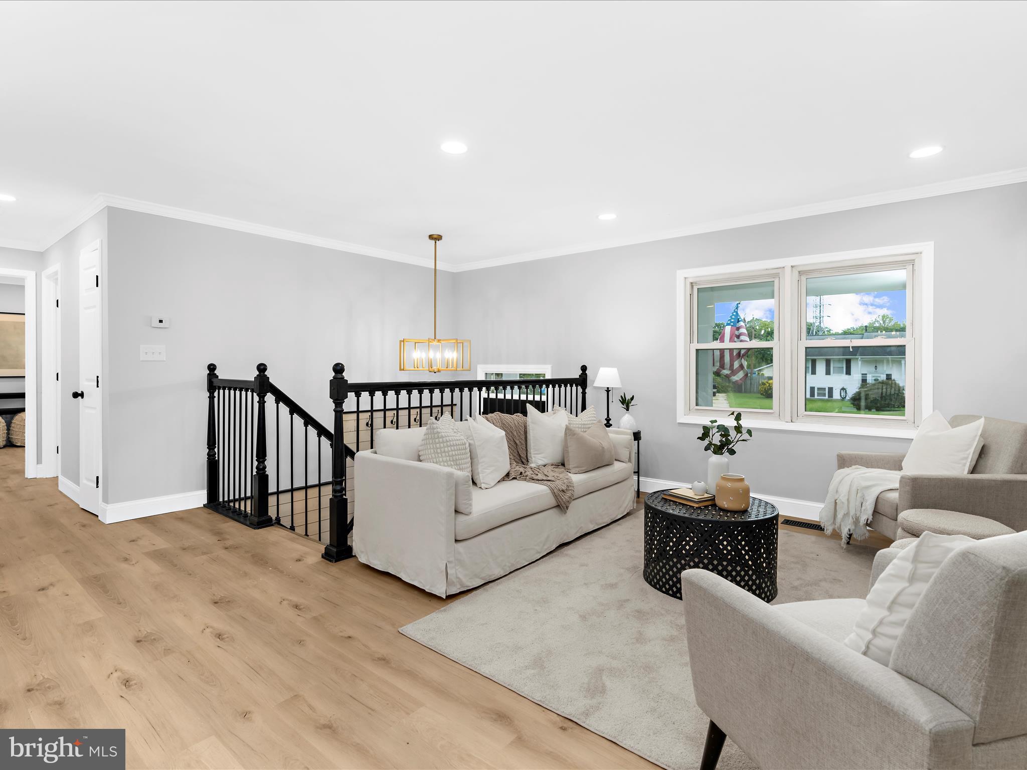 906 SILVER MAPLE COURT