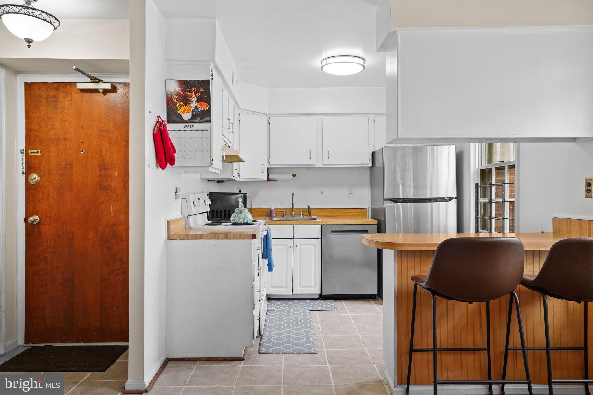 3800 W STREET SE 102