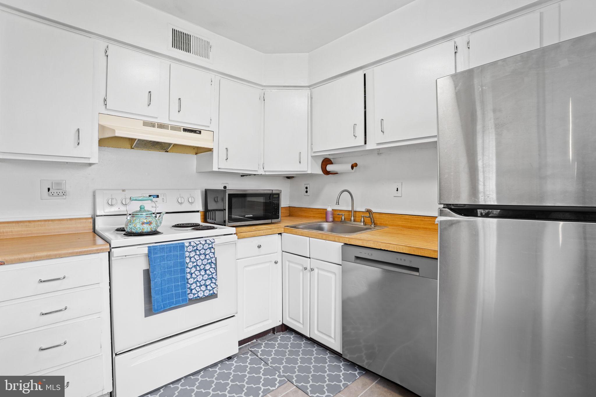 3800 W STREET SE 102