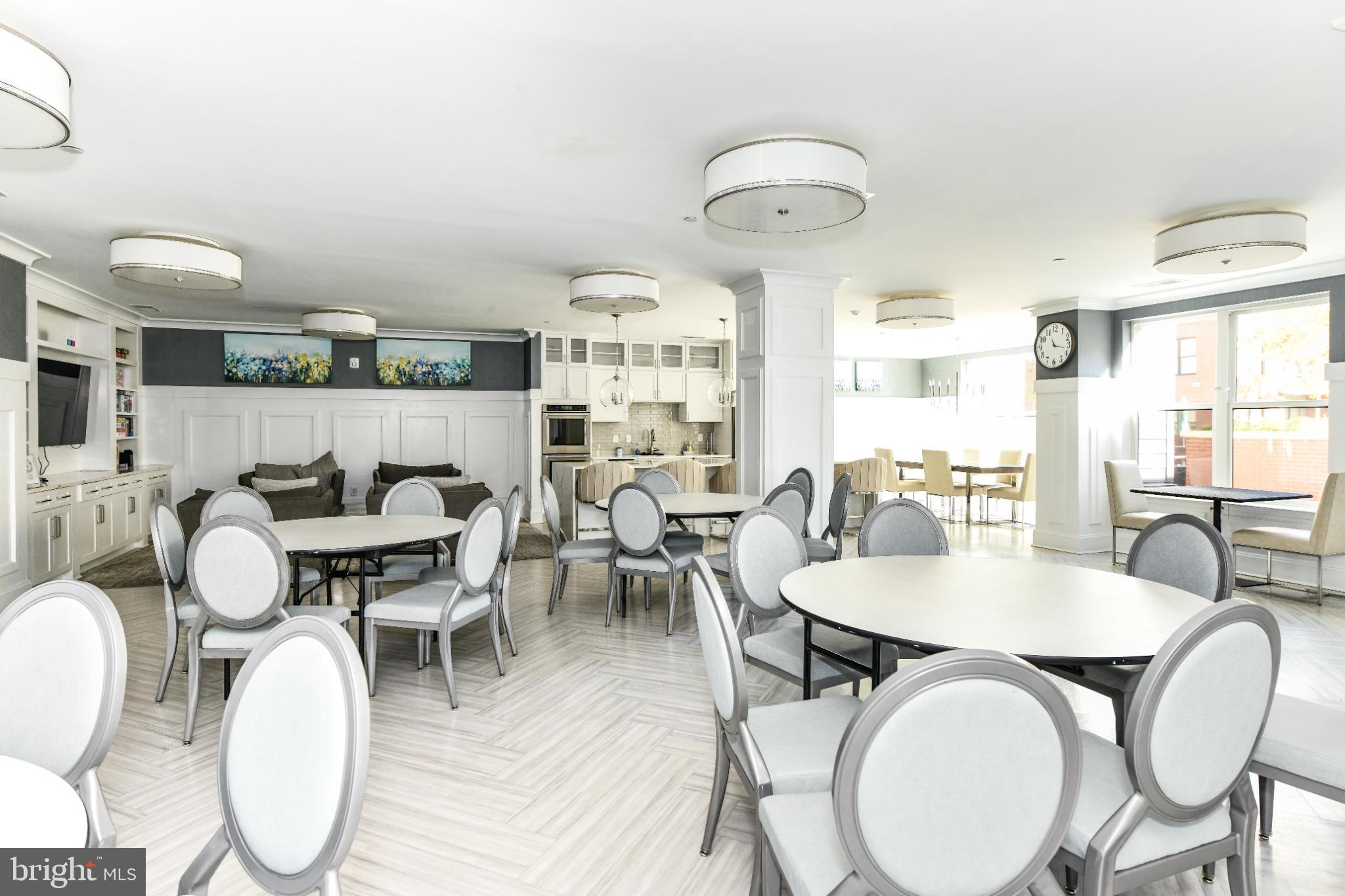 THE ATRIUM AT METROWEST - Residential