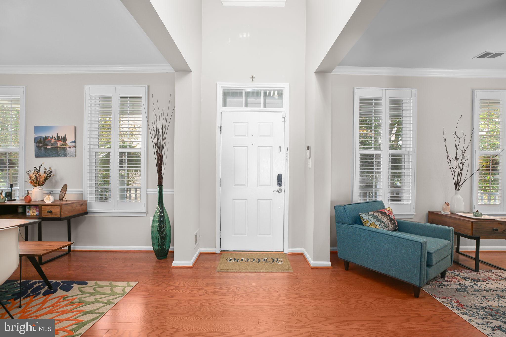13818 CUSTIS SQUARE
