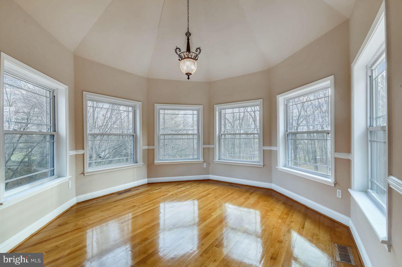 MOUNT ZION KNOLL - Residential