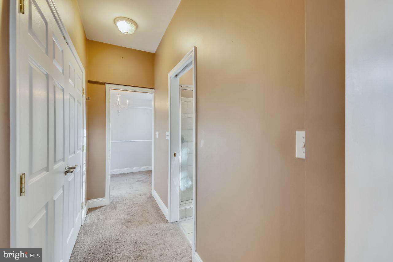 MOUNT ZION KNOLL - Residential