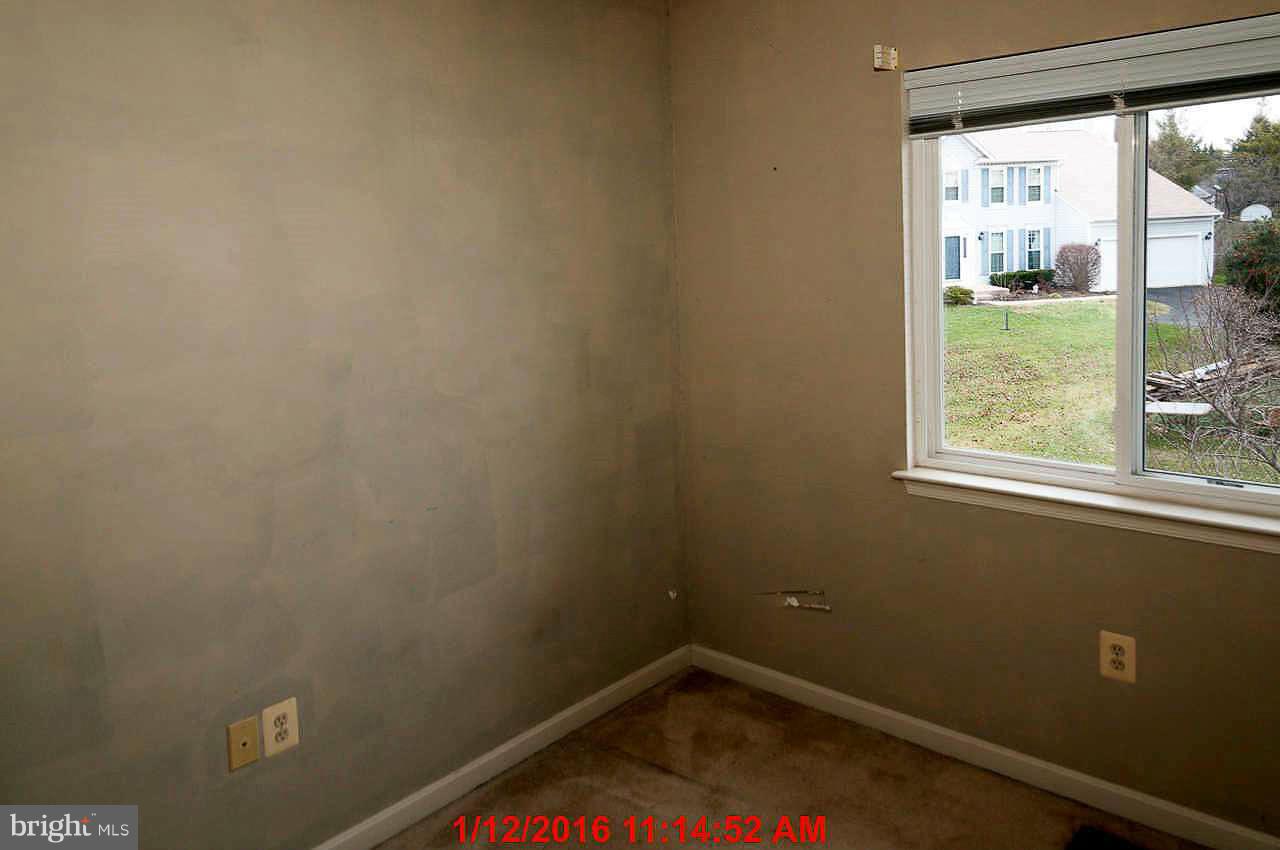 HINES ESTATES - Residential