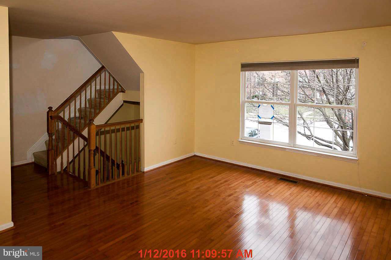 HINES ESTATES - Residential