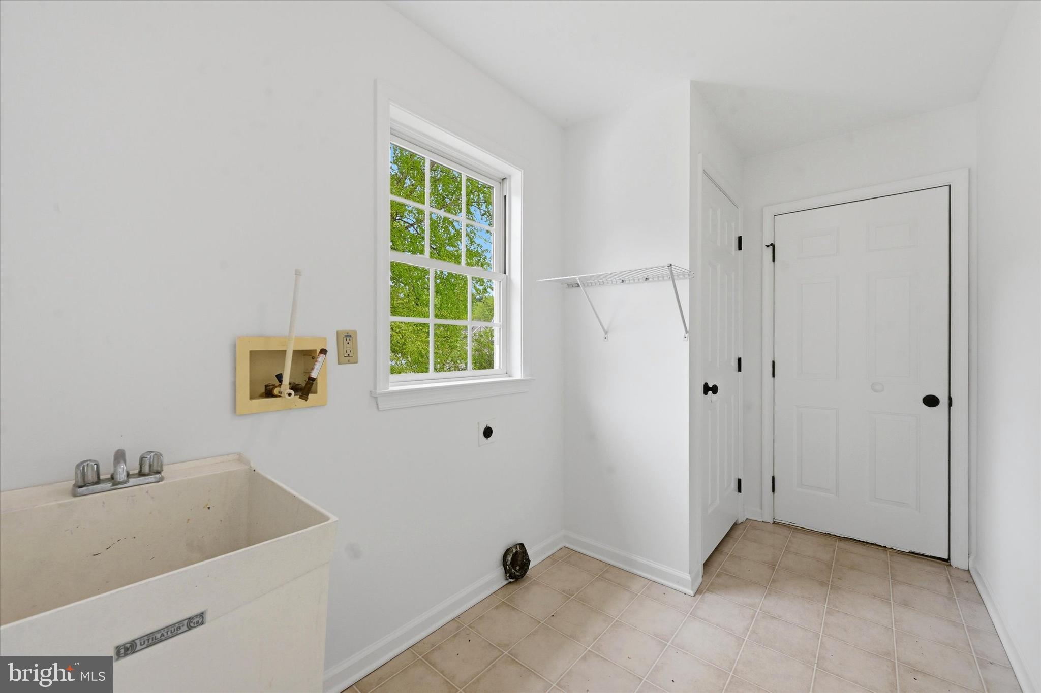 BROOKSIDE ESTATES - Residential