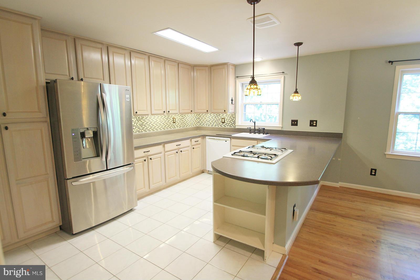 STONEHURST - Residential Lease