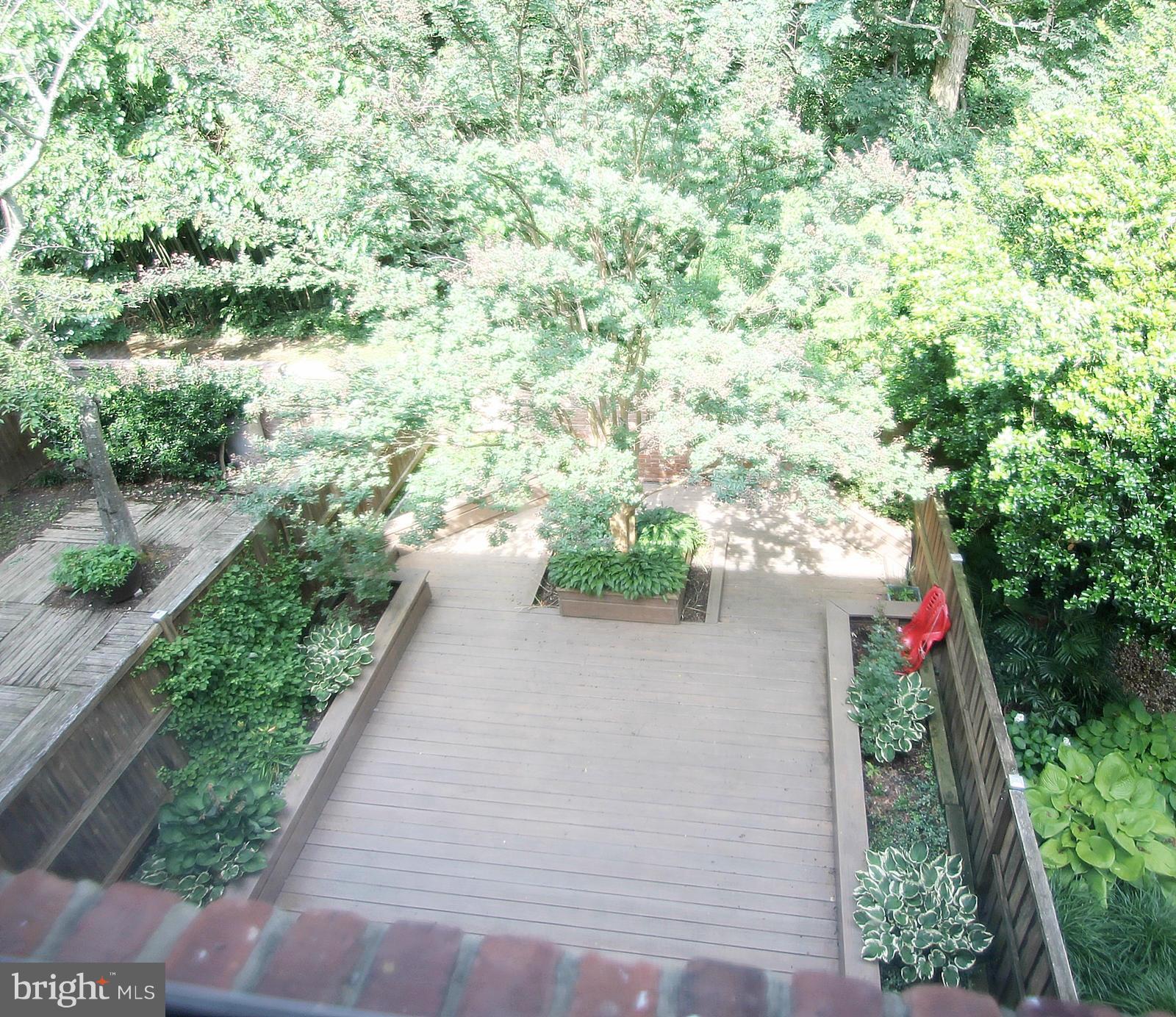 STONEHURST - Residential Lease