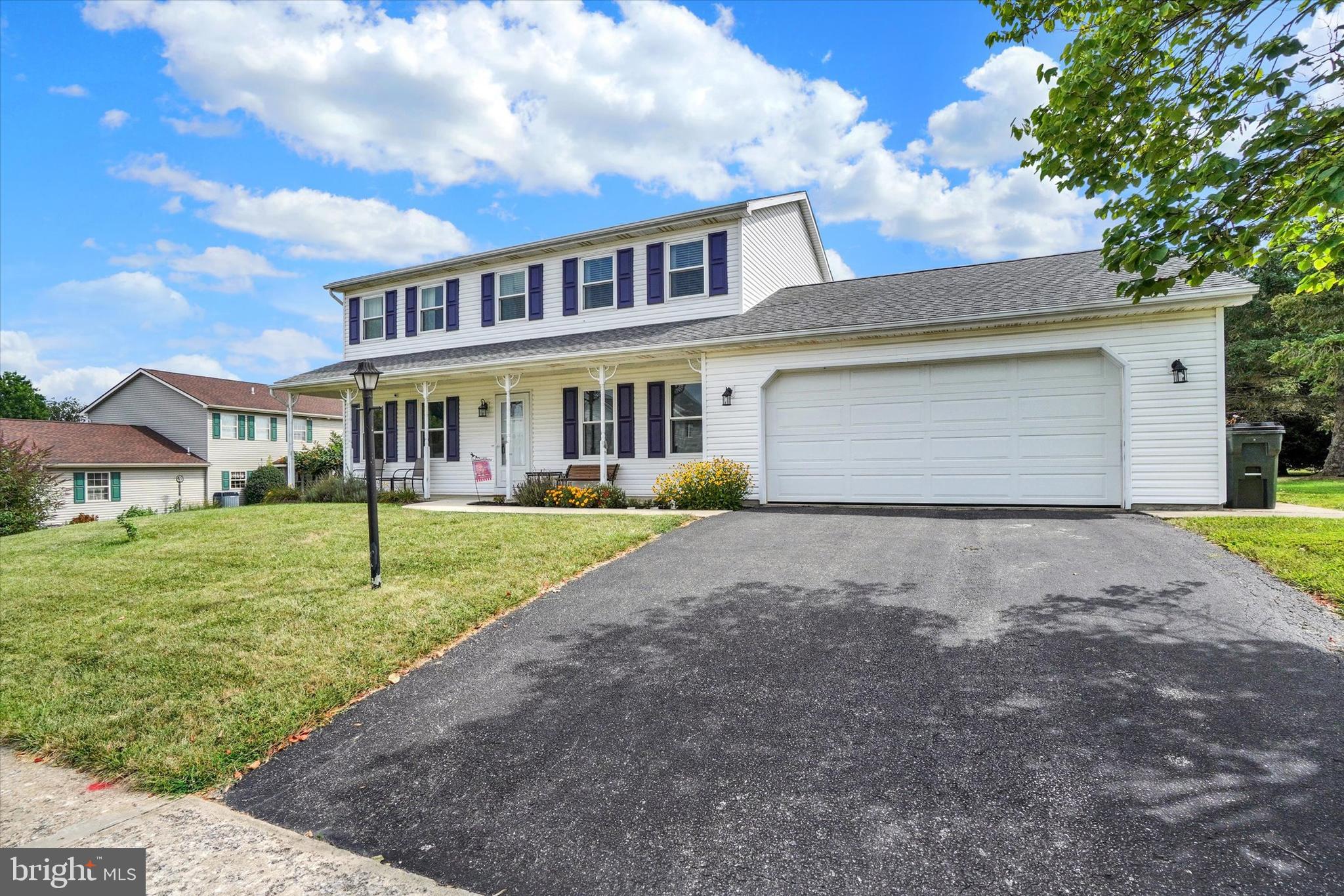 1891 HEMPFIELD DRIVE