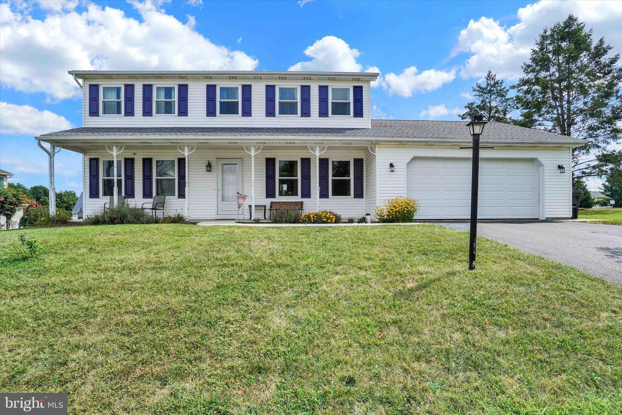1891 HEMPFIELD DRIVE