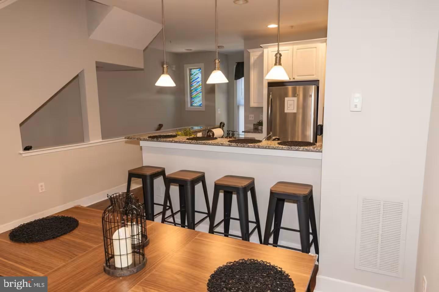 24 S REGESTER STREET