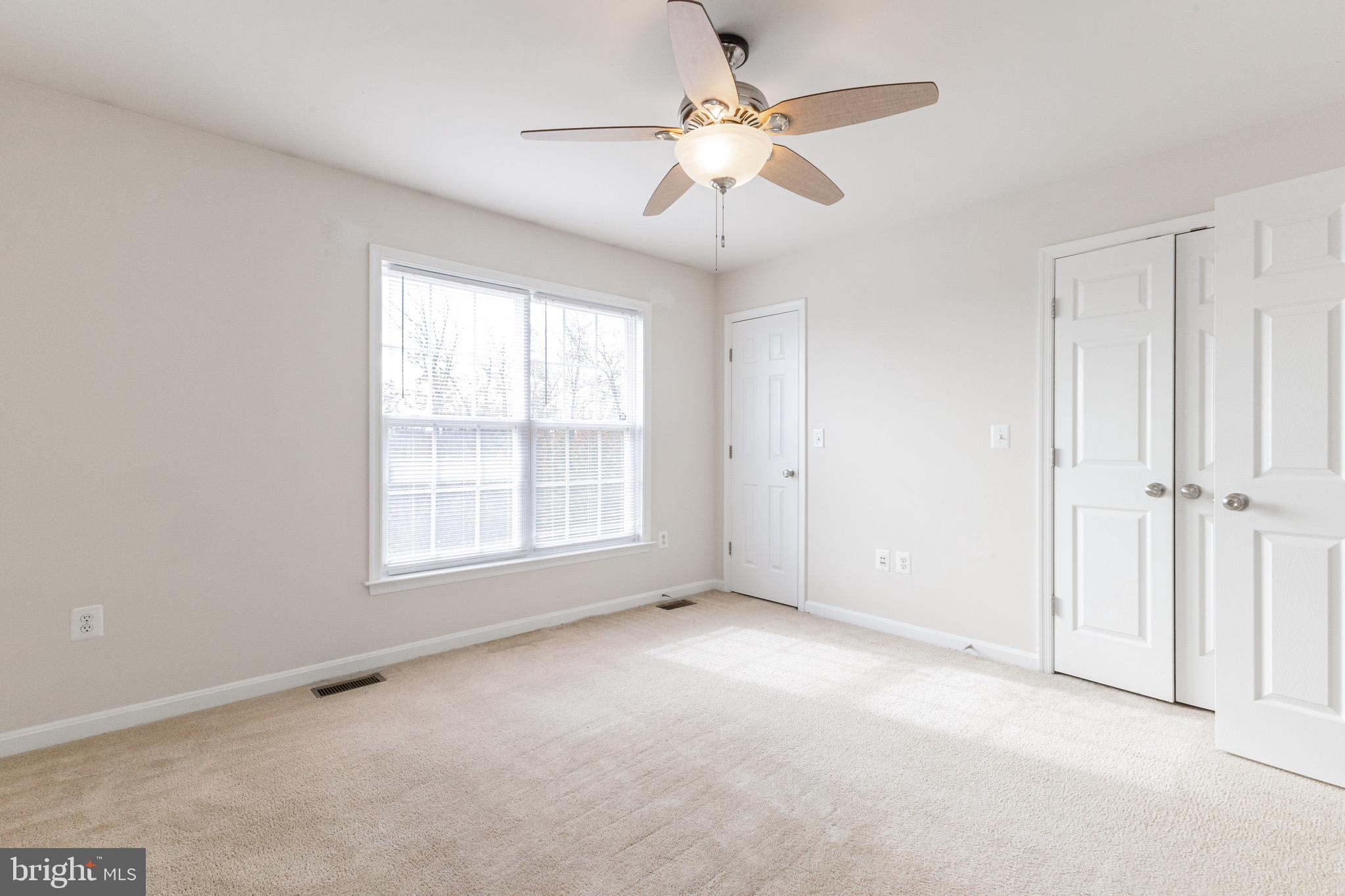 POWELLS RUN VILLAGE COND - Residential Lease