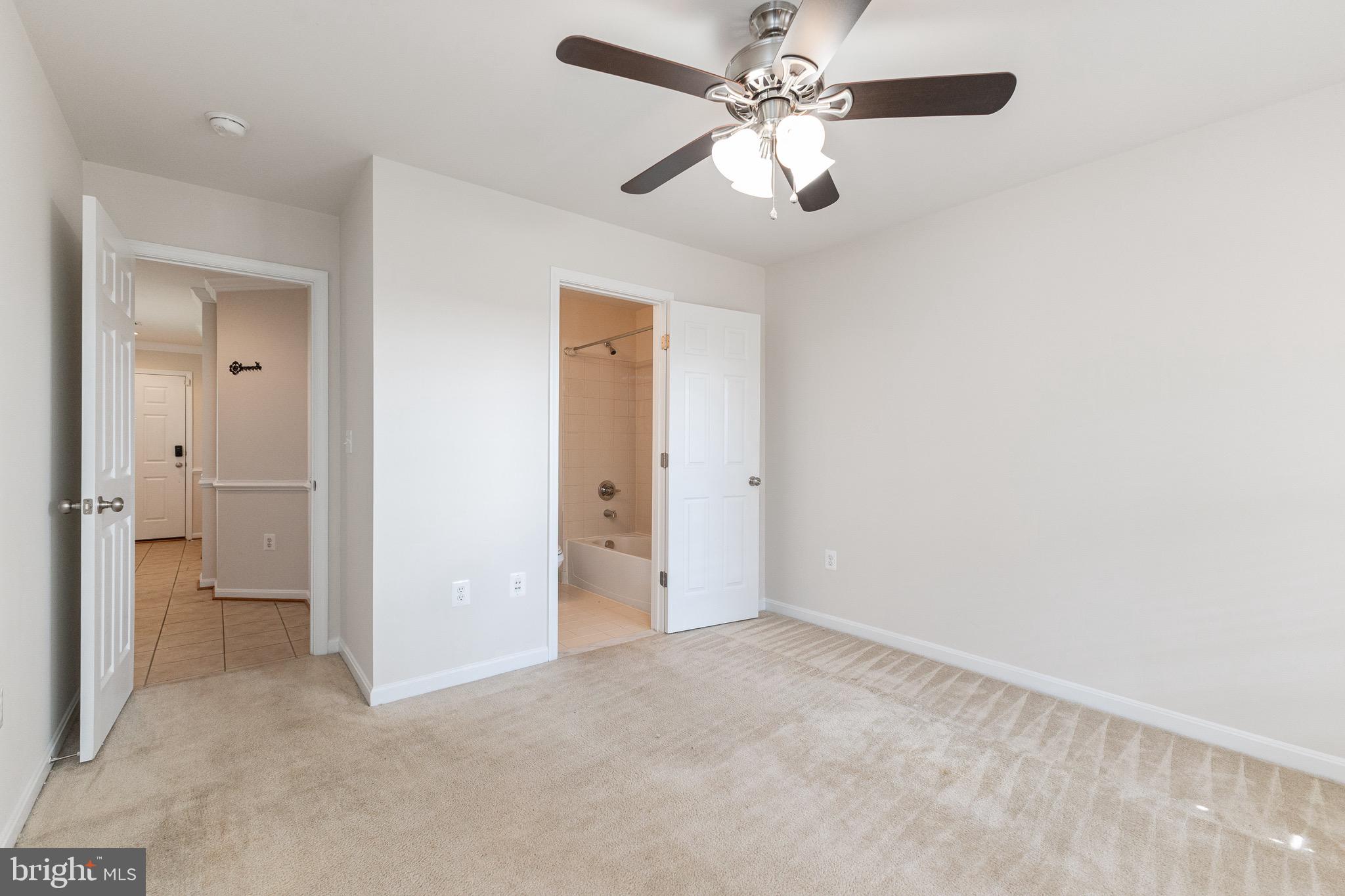 POWELLS RUN VILLAGE COND - Residential Lease