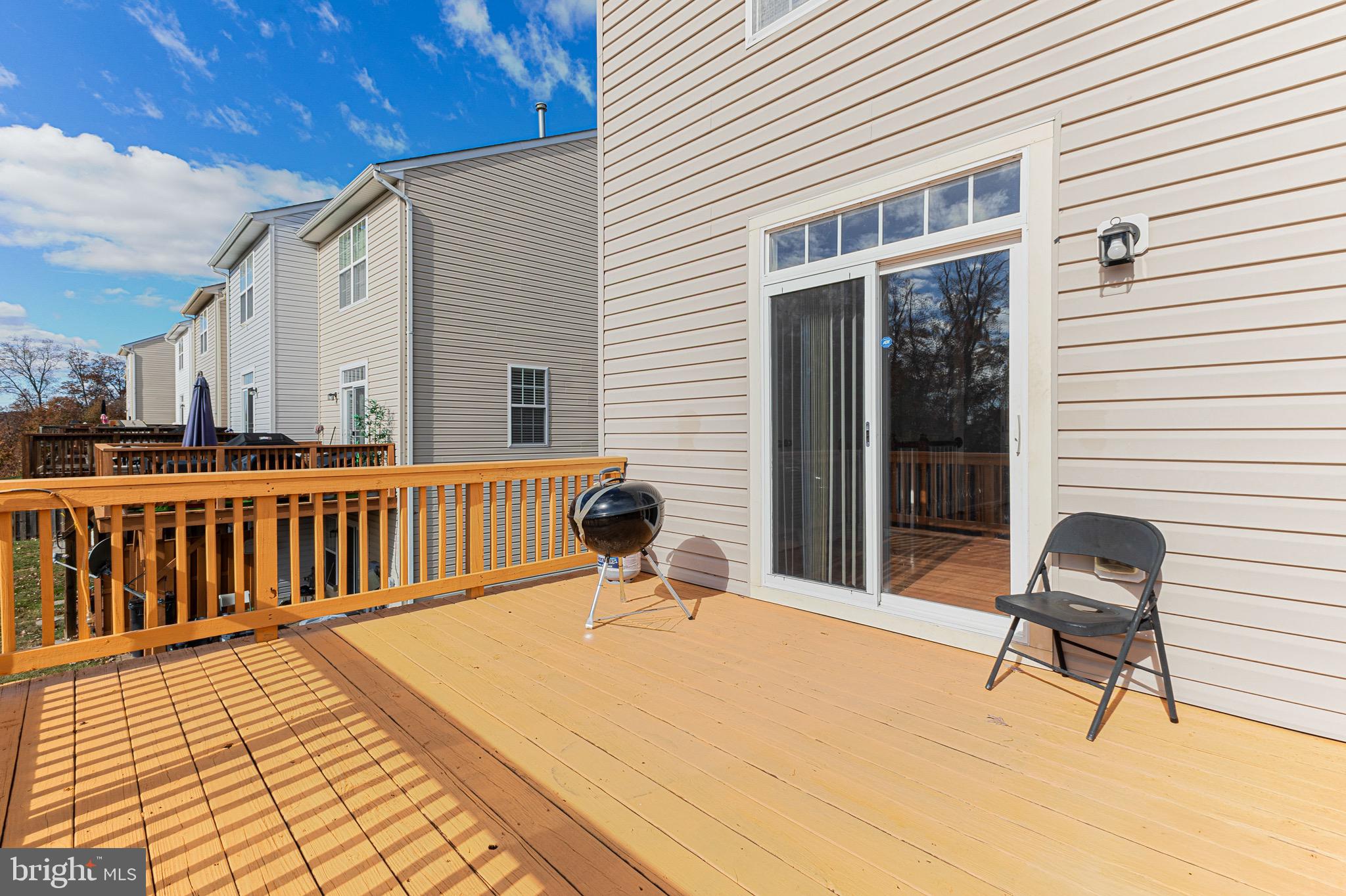 POWELLS RUN VILLAGE COND - Residential Lease