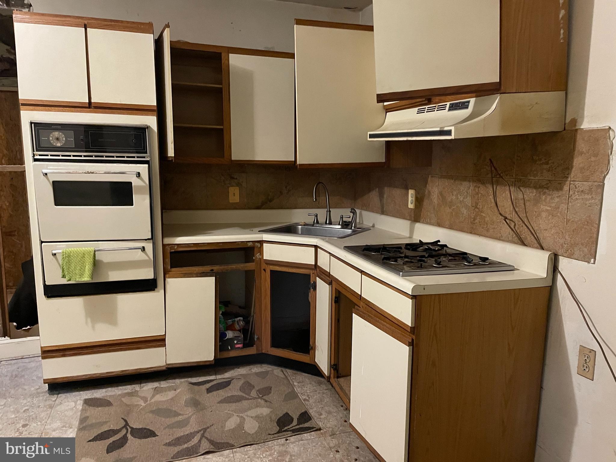 ARLINGTON - Residential