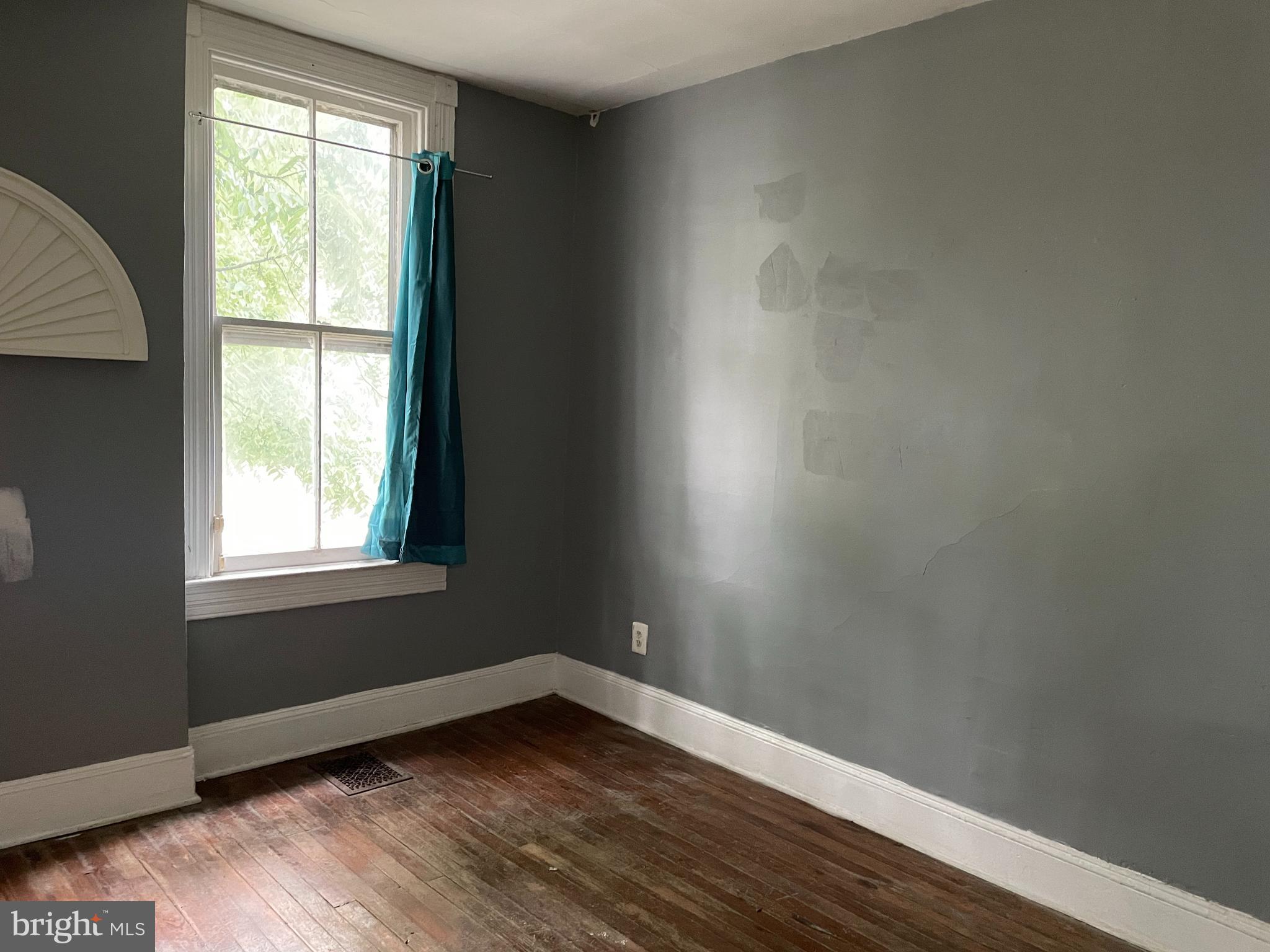 ARLINGTON - Residential