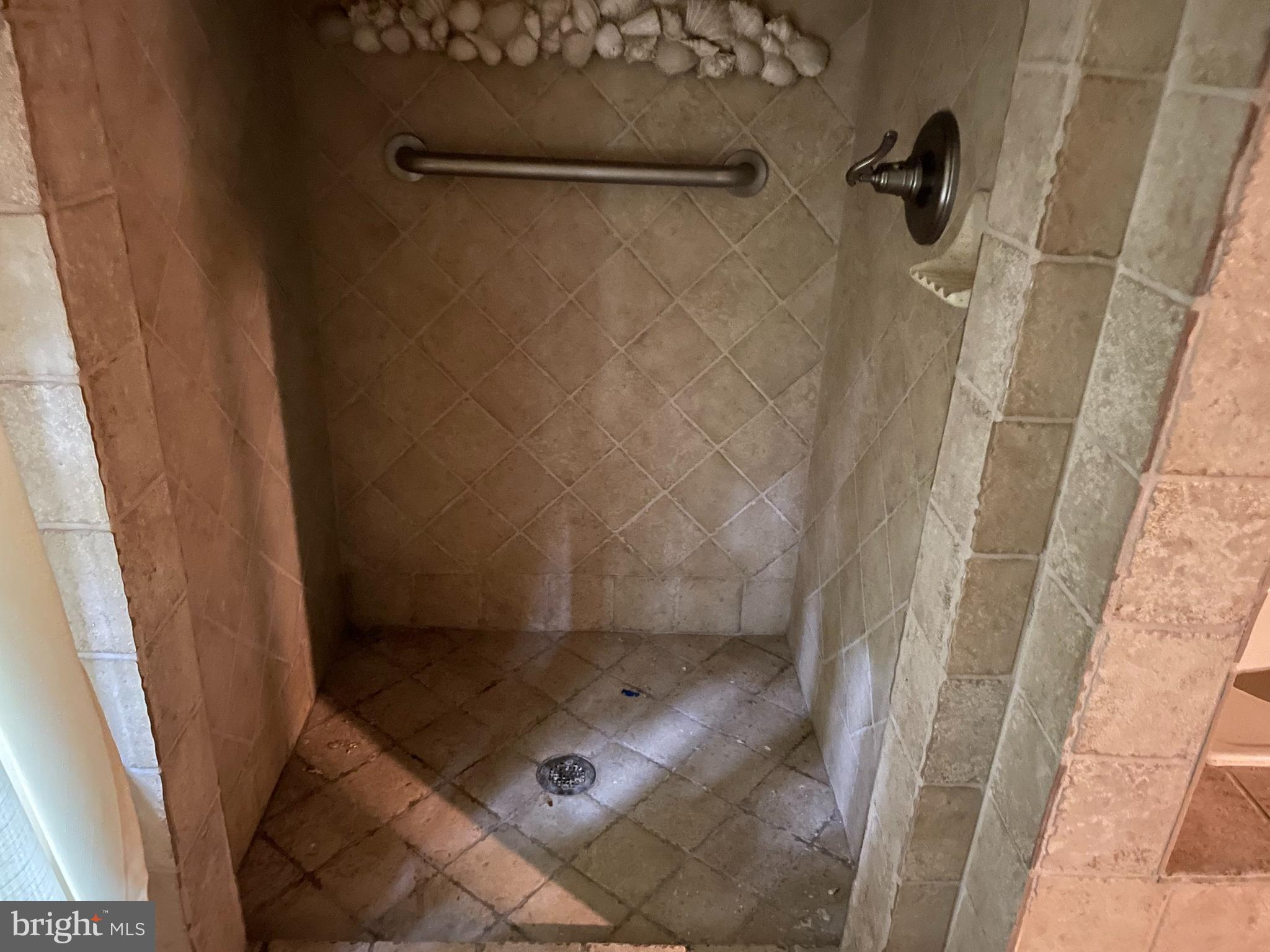 ARLINGTON - Residential