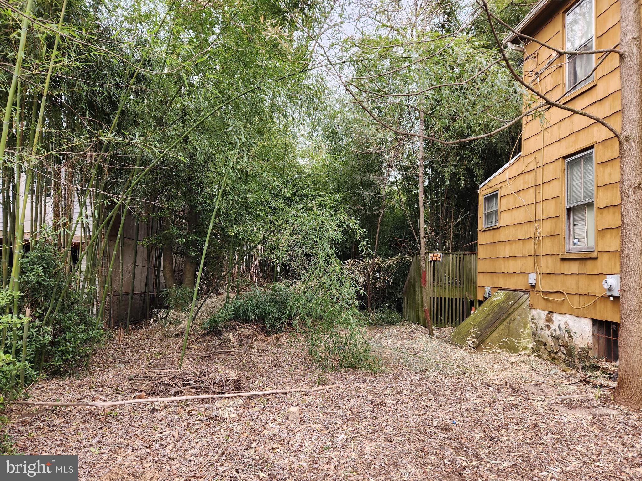 ARLINGTON - Residential