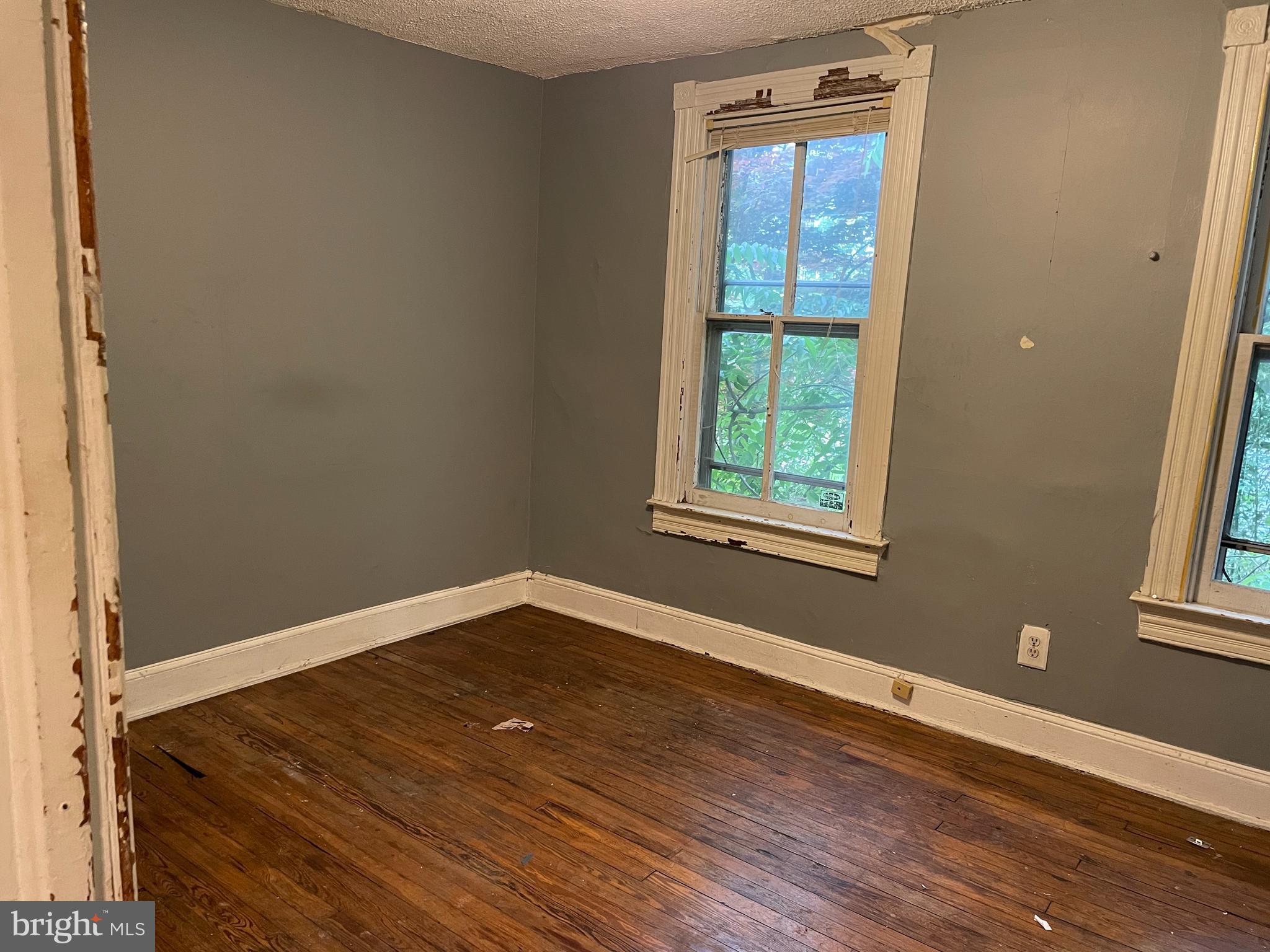 ARLINGTON - Residential