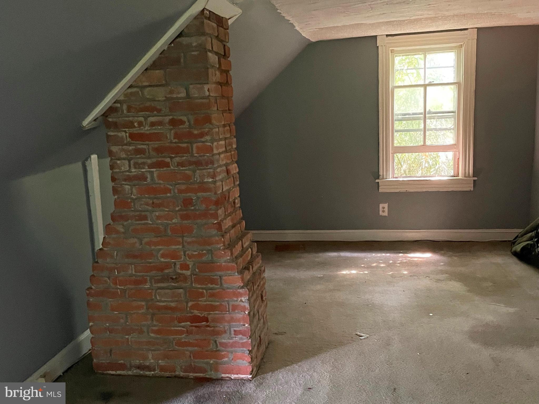 ARLINGTON - Residential