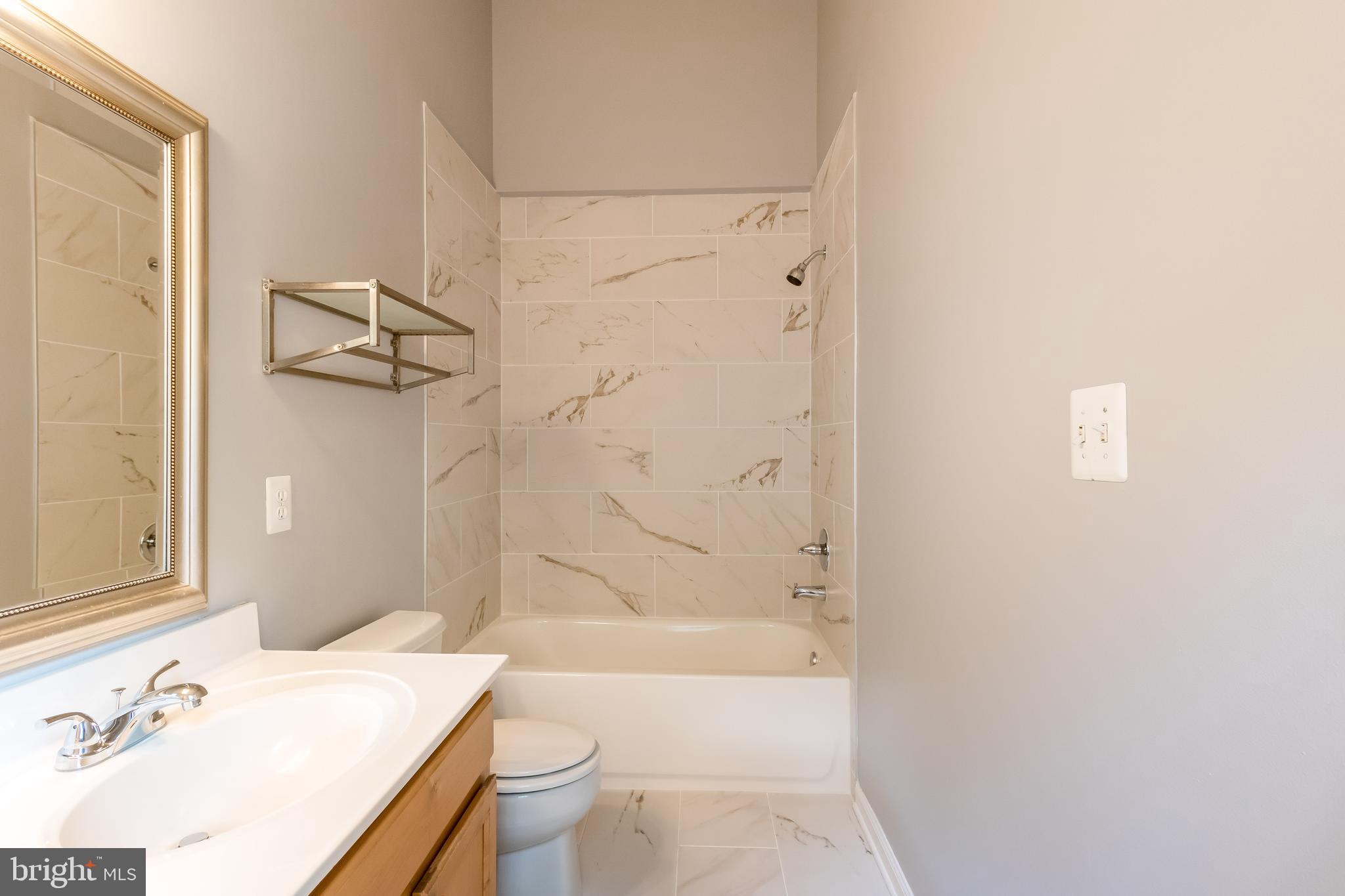 BROADLANDS - Residential Lease