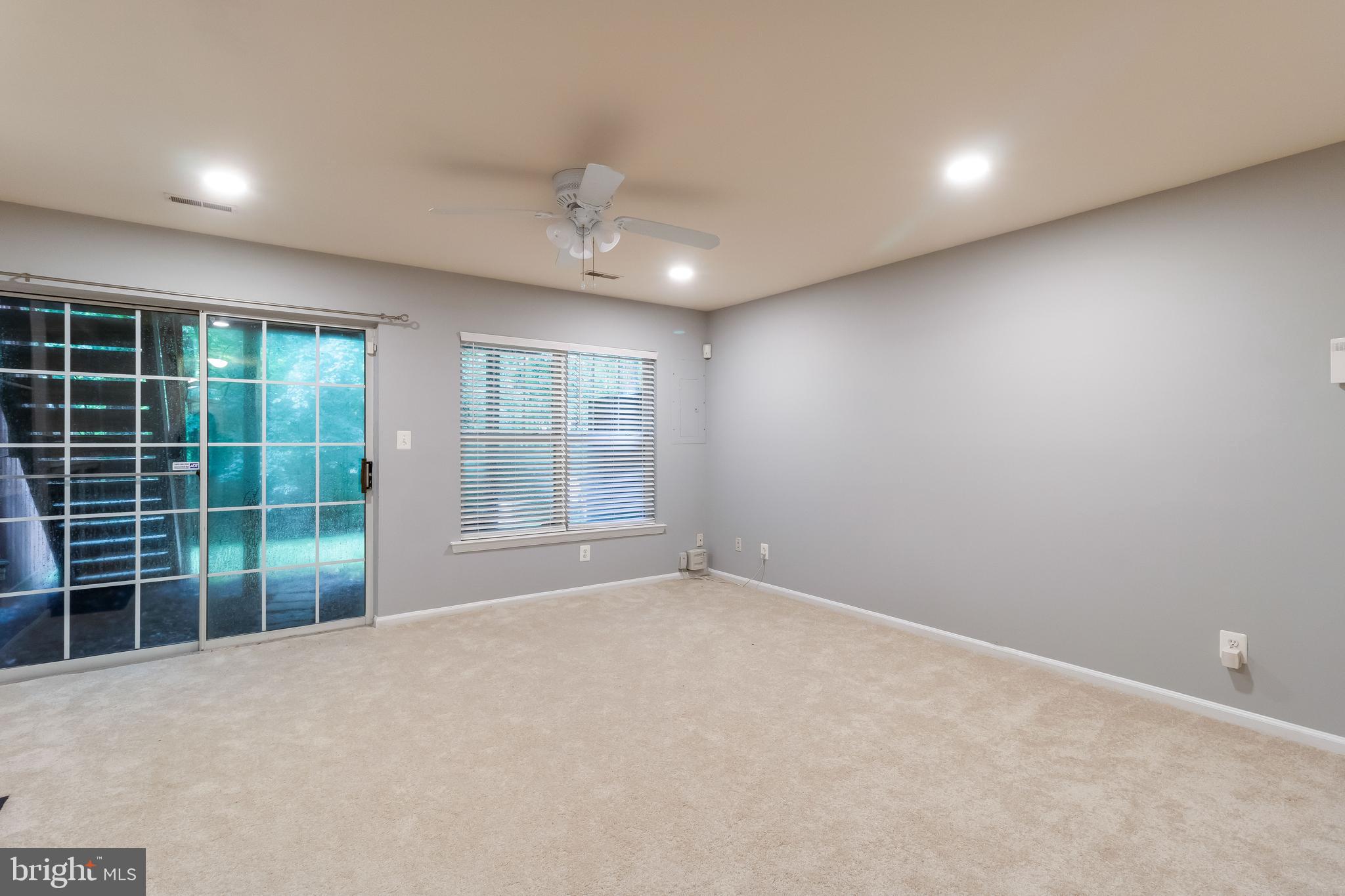 BROADLANDS - Residential Lease