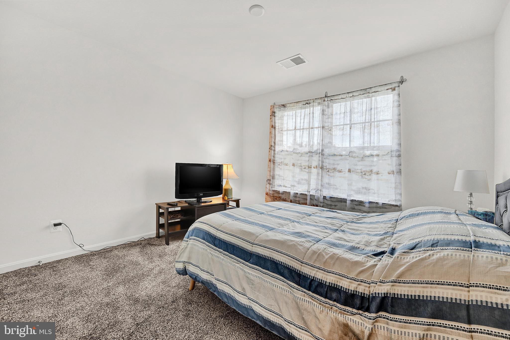 BRIDGEVIEW - Residential