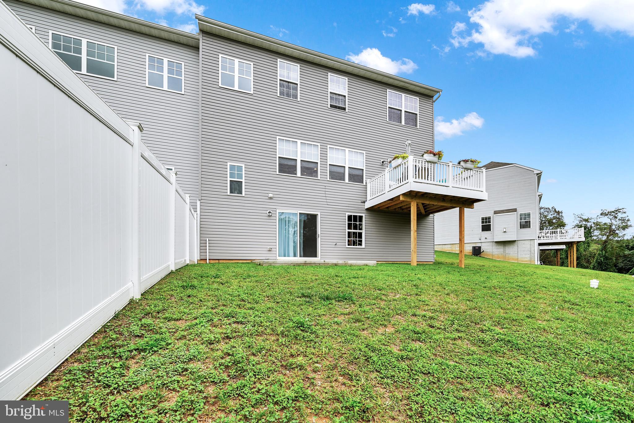 BRIDGEVIEW - Residential