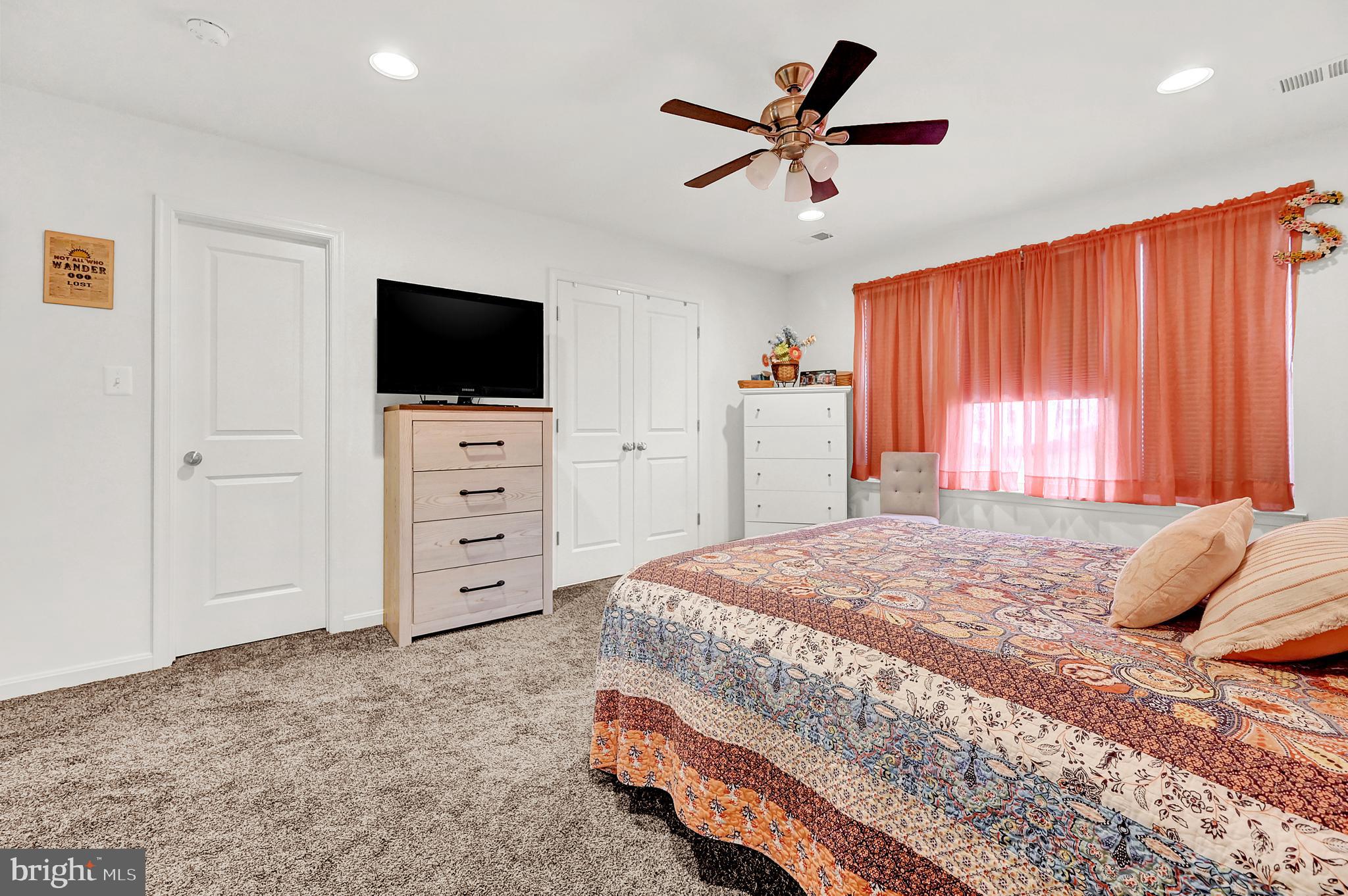 BRIDGEVIEW - Residential
