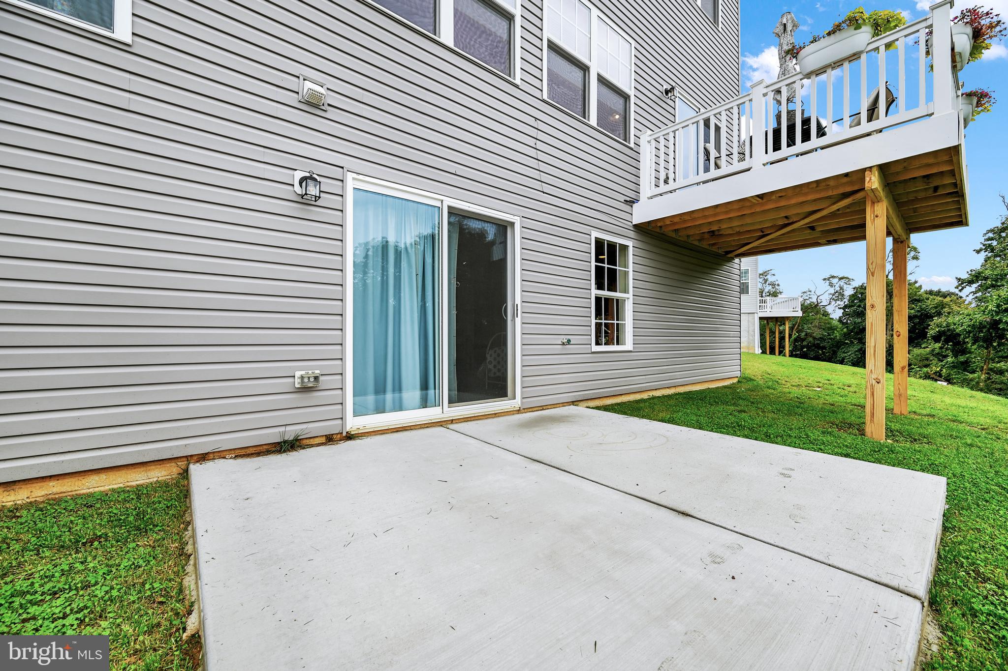 BRIDGEVIEW - Residential