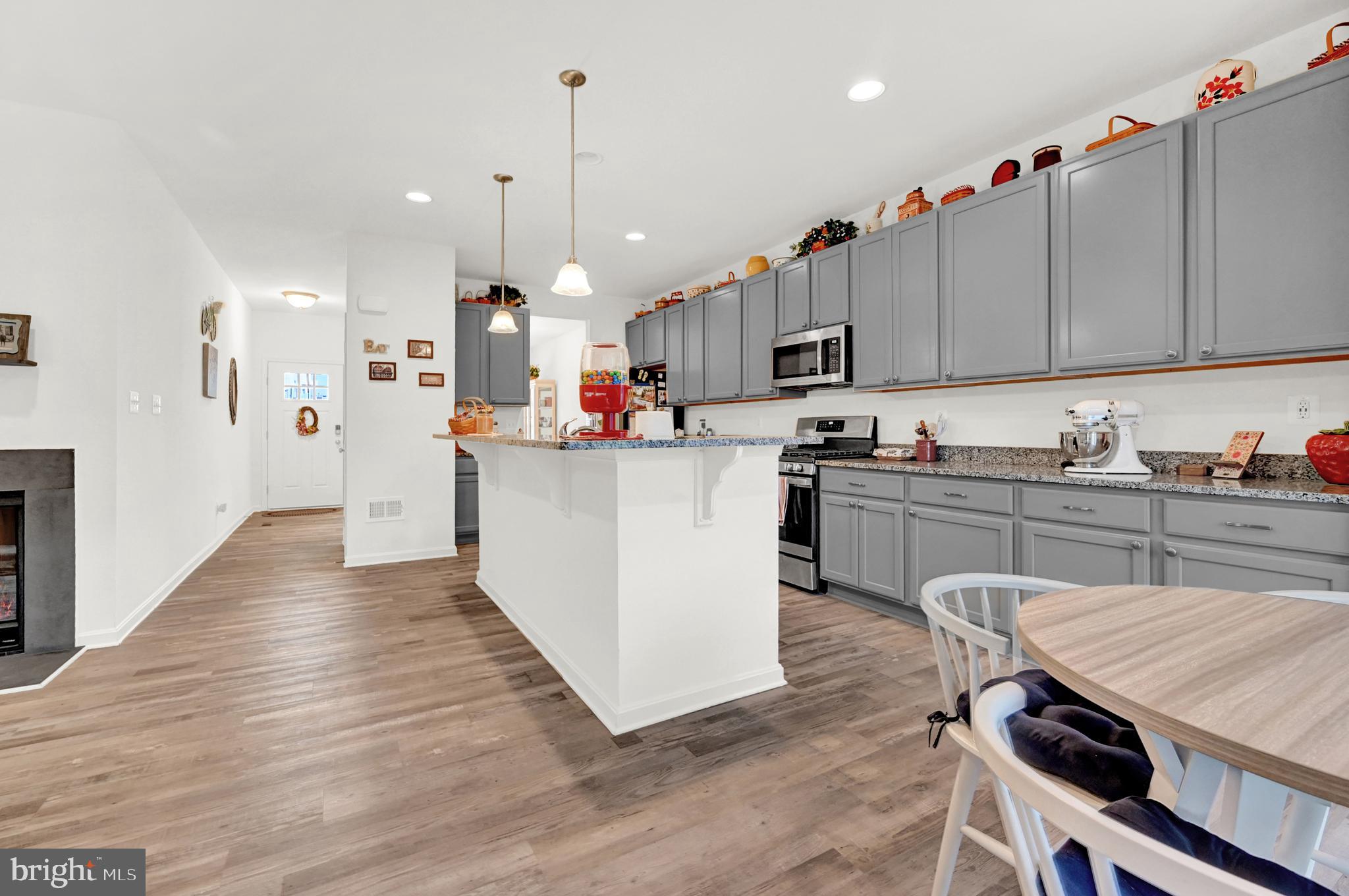 BRIDGEVIEW - Residential