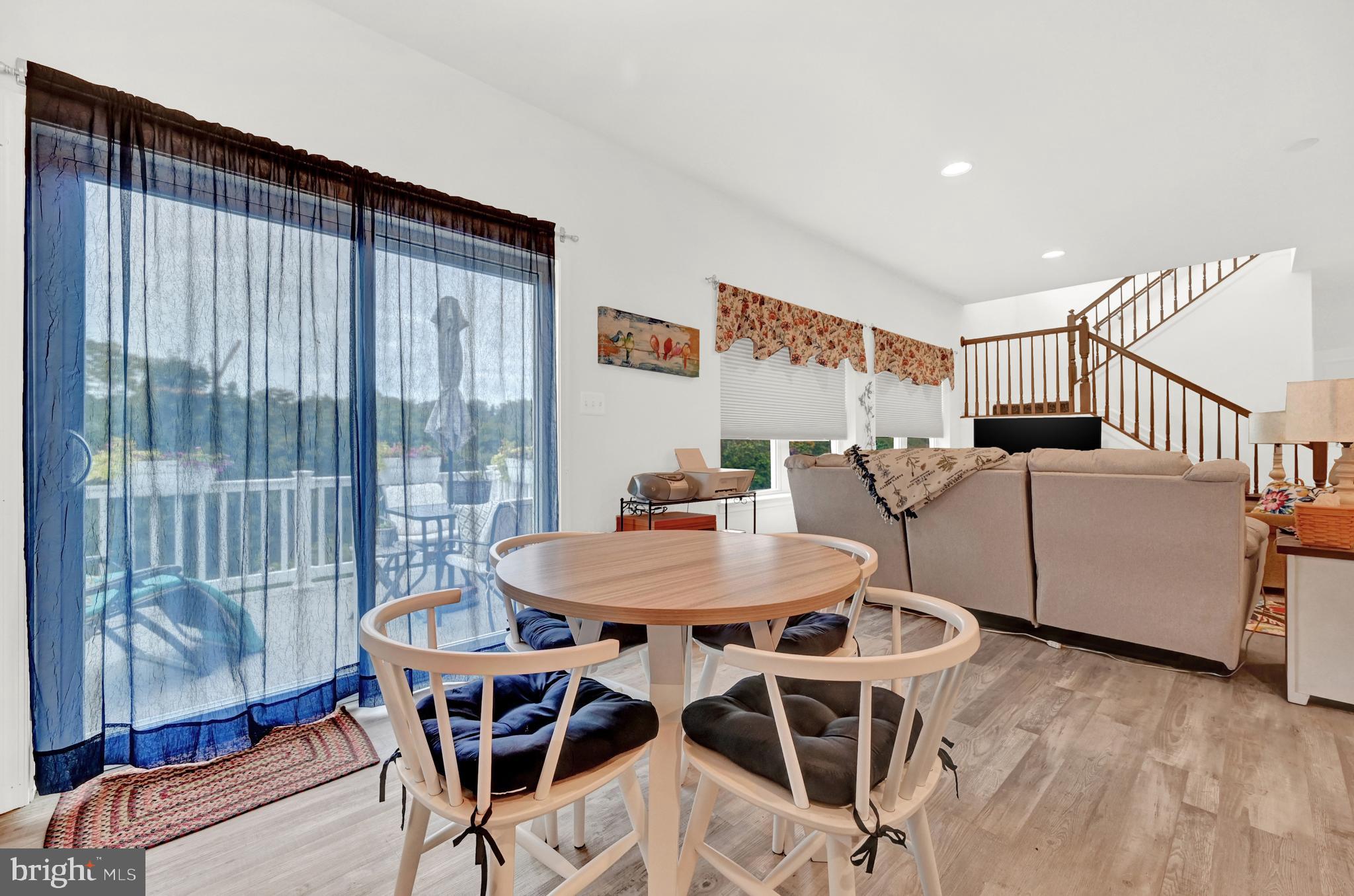 BRIDGEVIEW - Residential