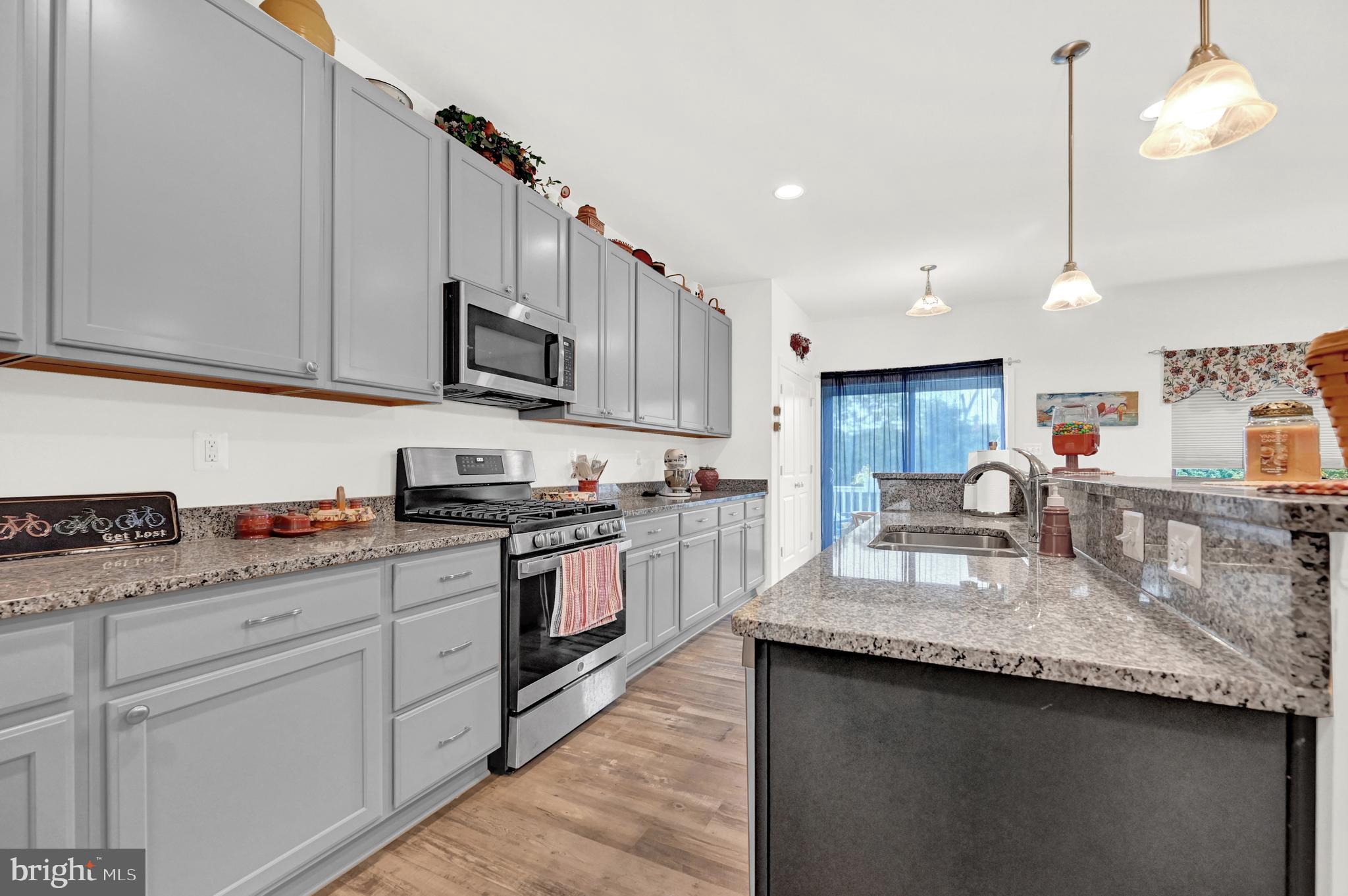 BRIDGEVIEW - Residential