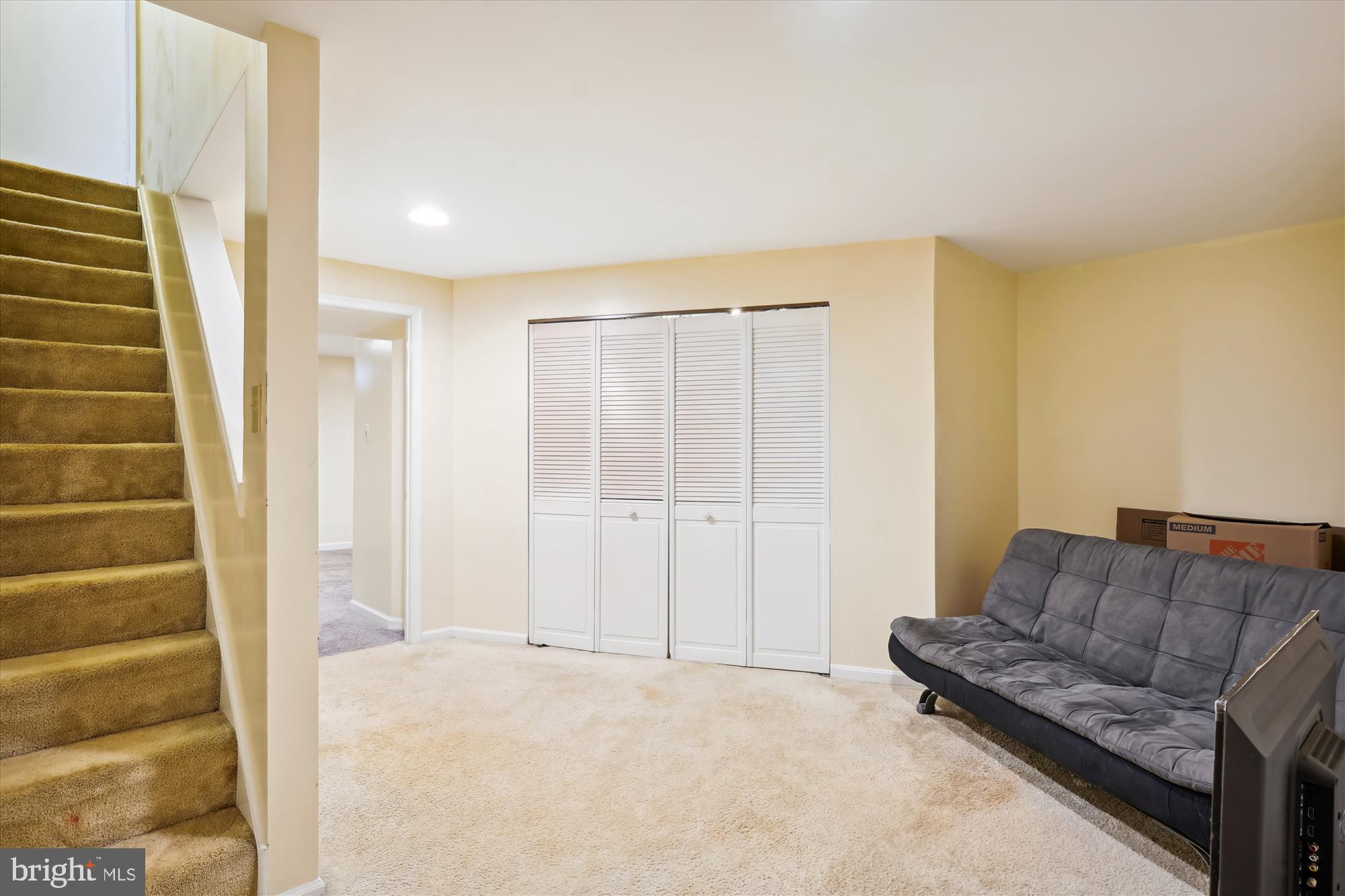 LONGMEAD - Residential