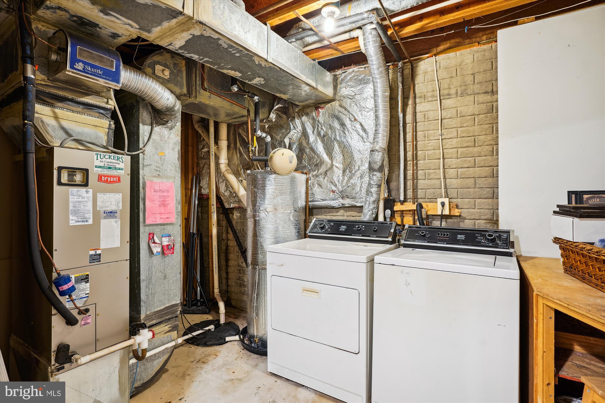 LONGMEAD - Residential