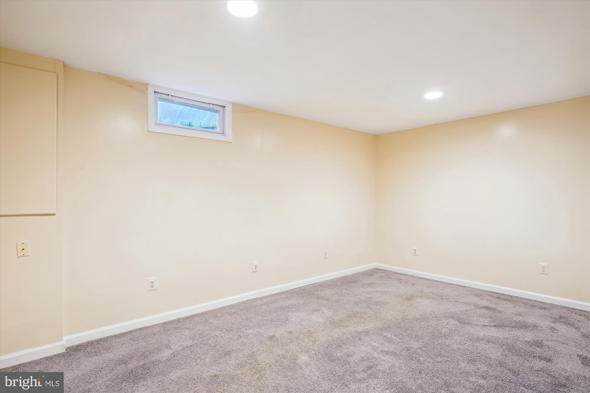 LONGMEAD - Residential