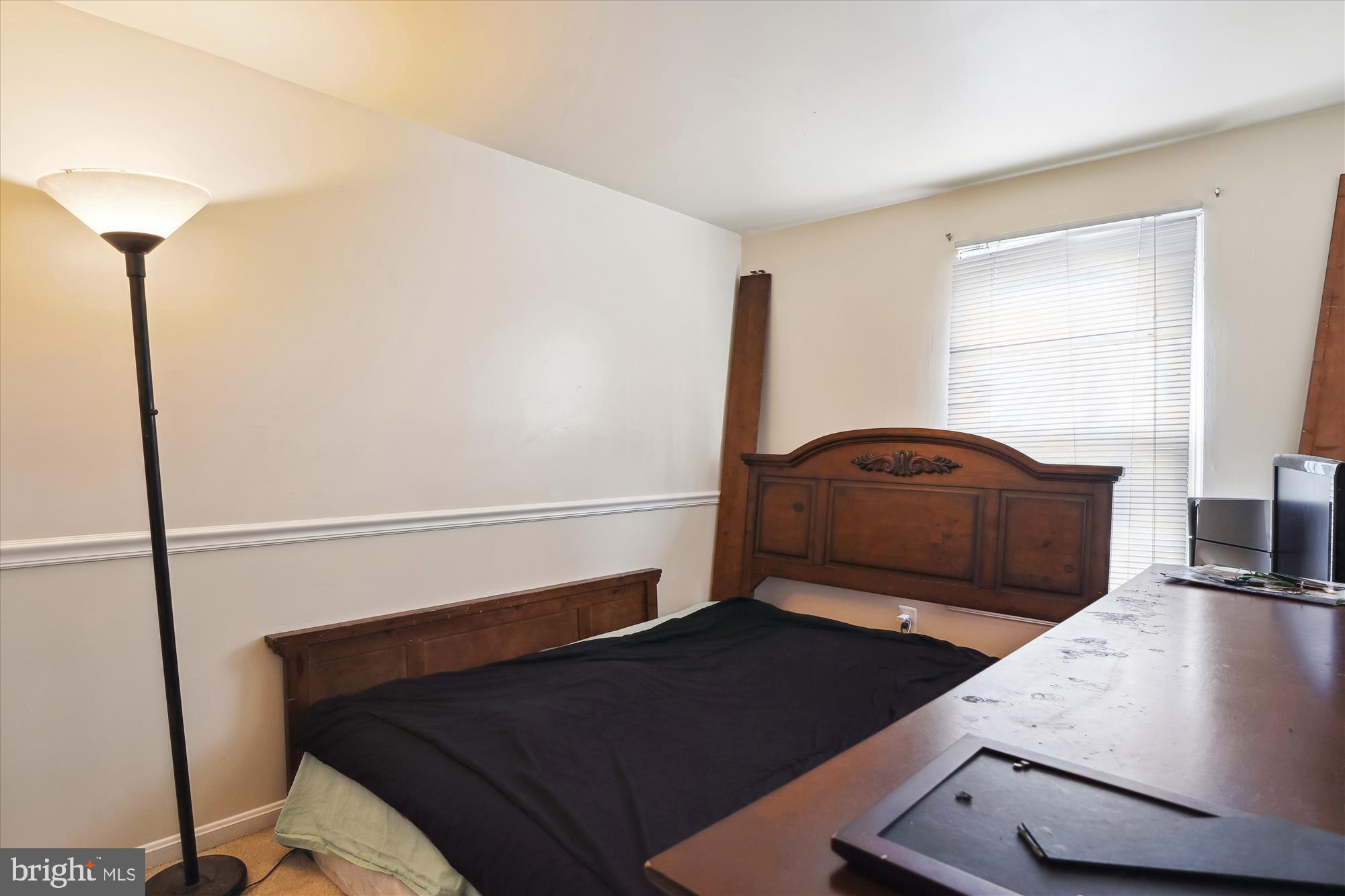 LONGMEAD - Residential