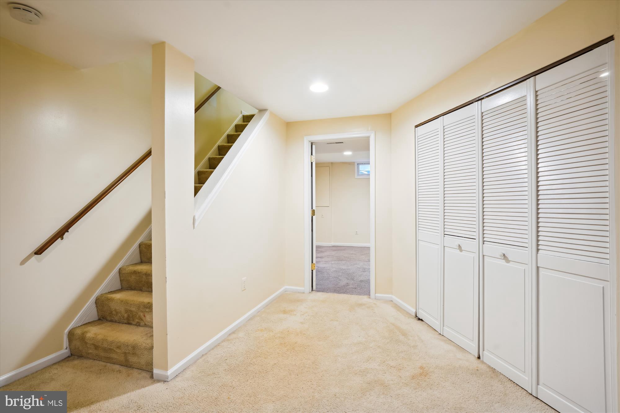 LONGMEAD - Residential