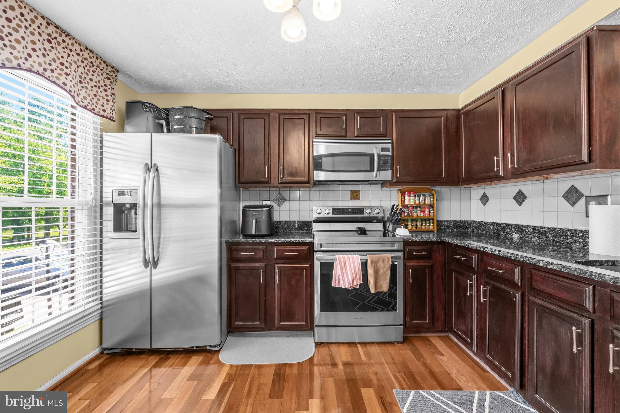 GREEN HOLLY WOODS - Residential