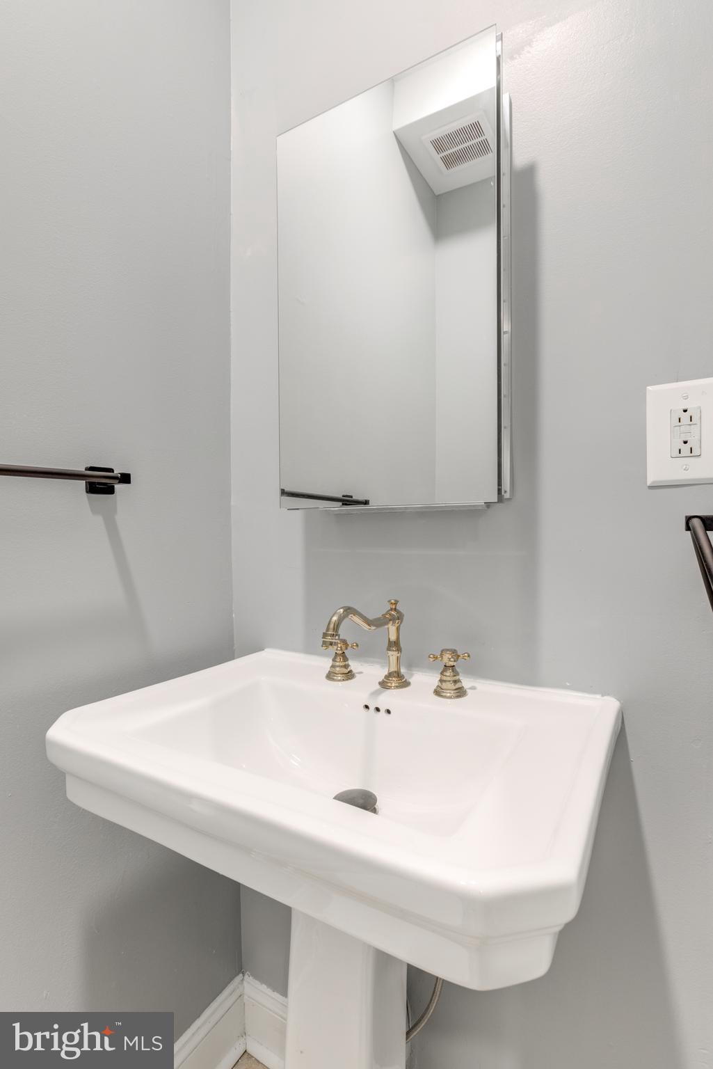 WEST PHILADELPHIA - Residential