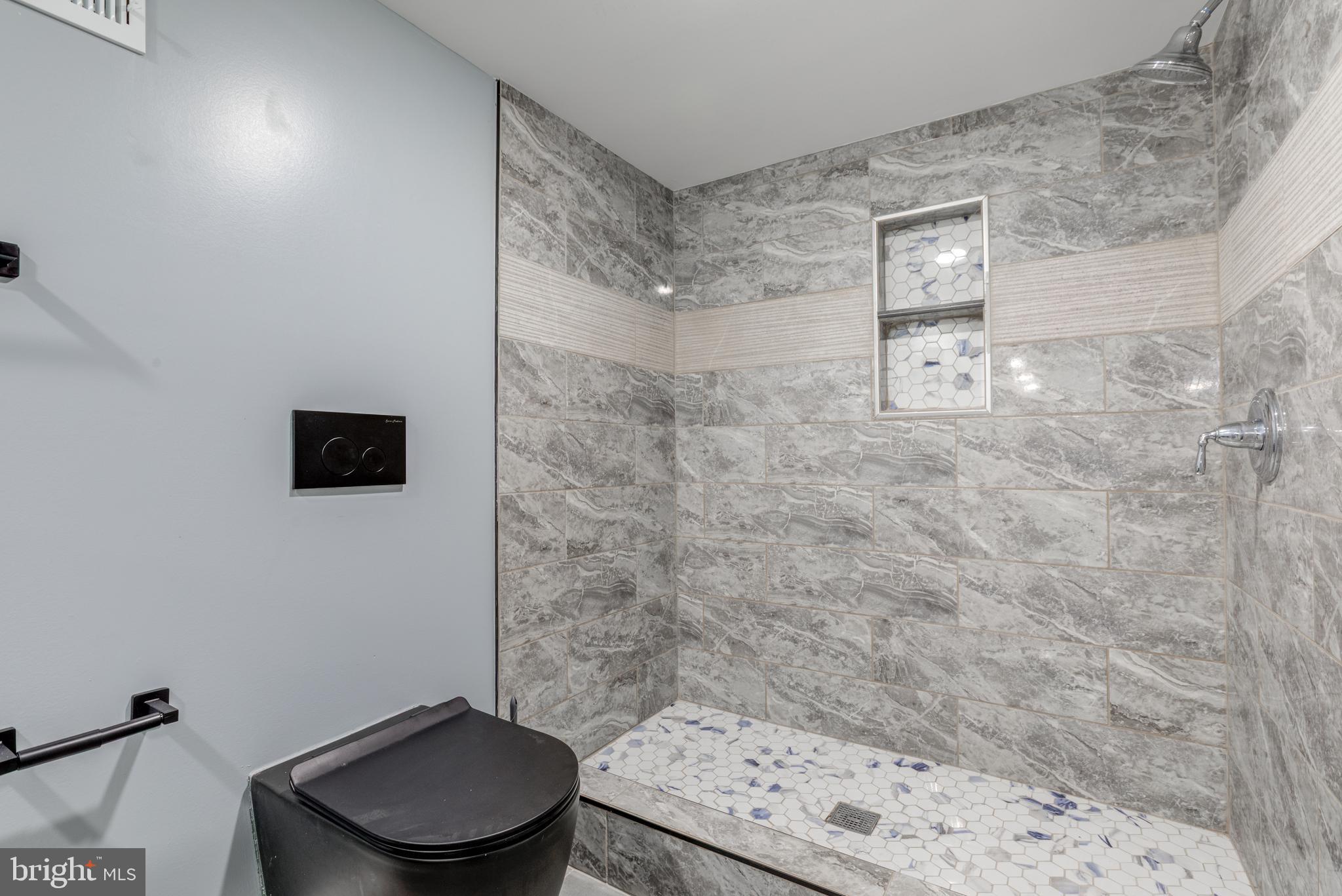 WEST PHILADELPHIA - Residential