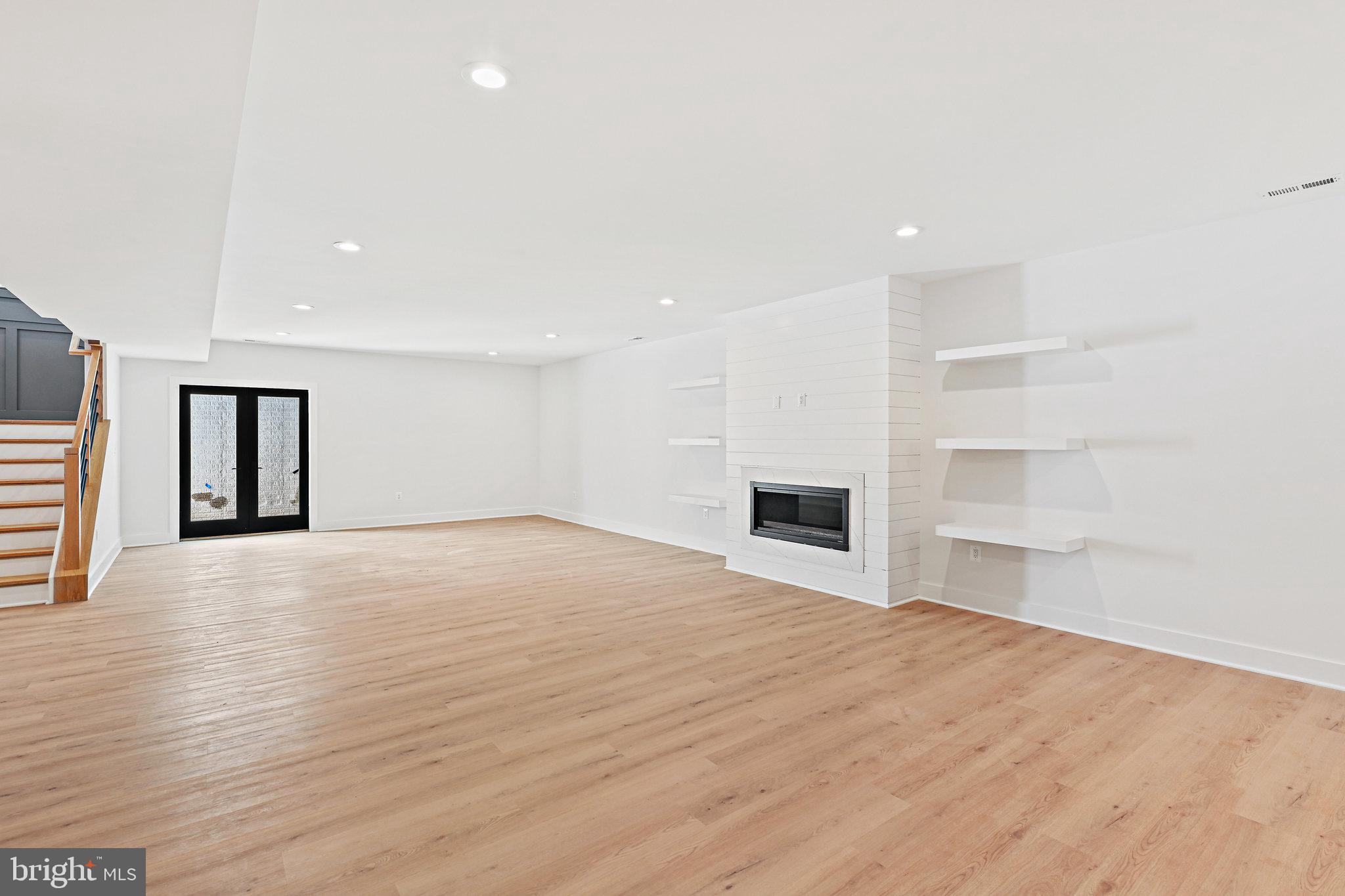 LEWINSVILLE HEIGHTS - Residential