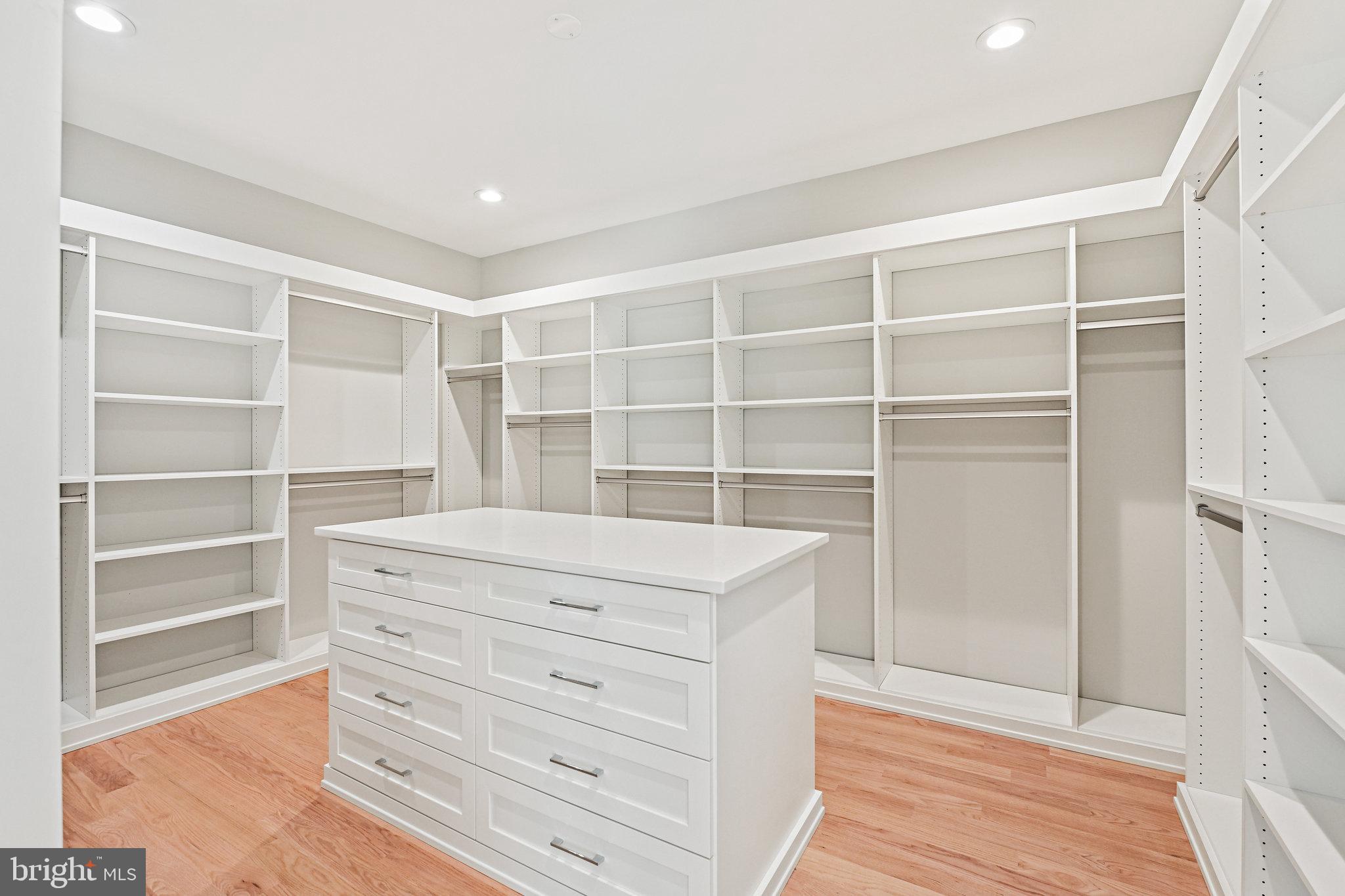 LEWINSVILLE HEIGHTS - Residential