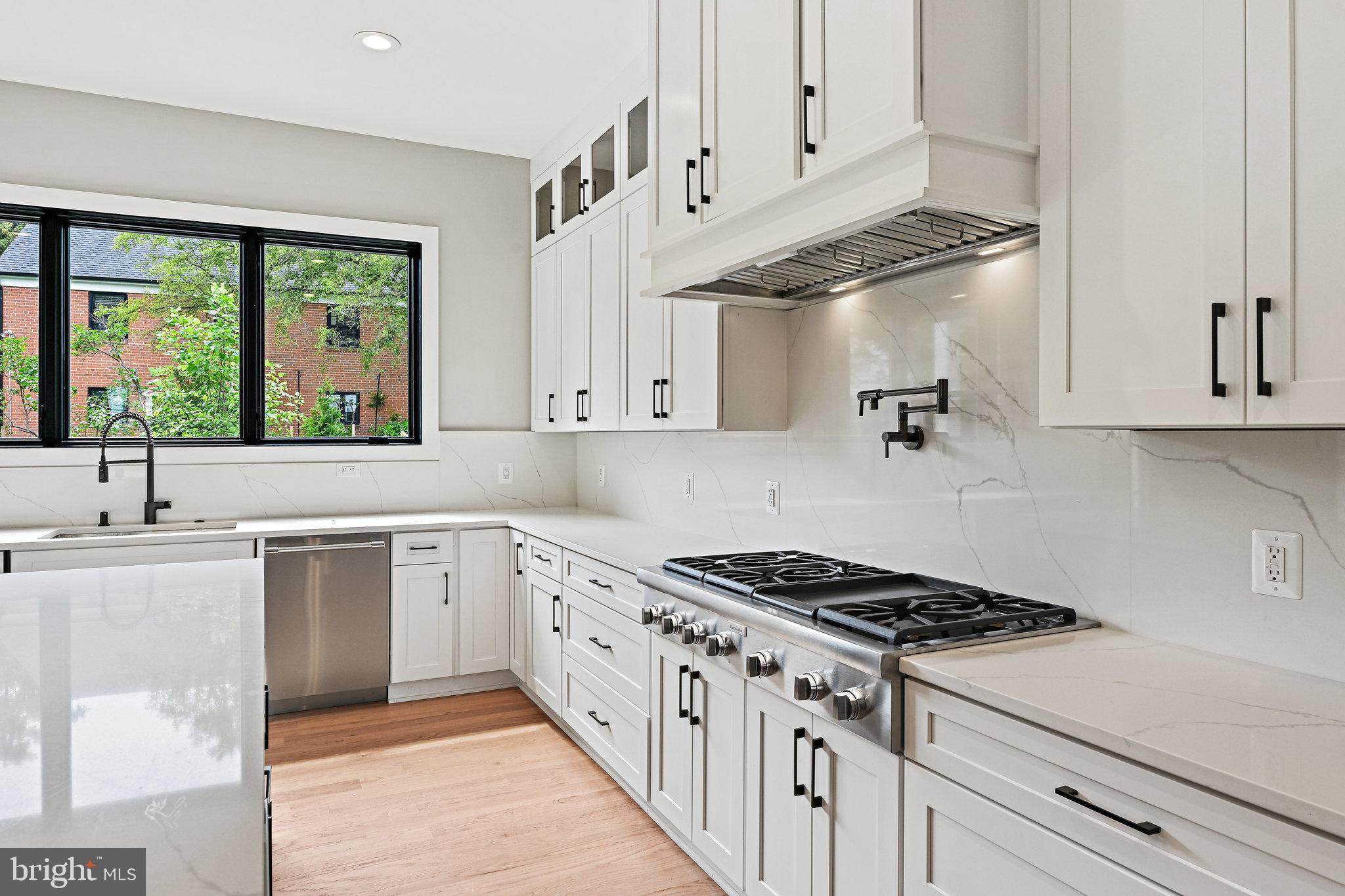 LEWINSVILLE HEIGHTS - Residential