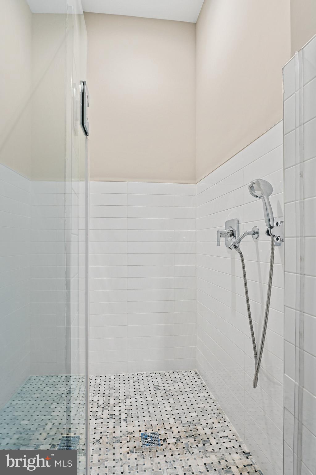 LEWINSVILLE HEIGHTS - Residential