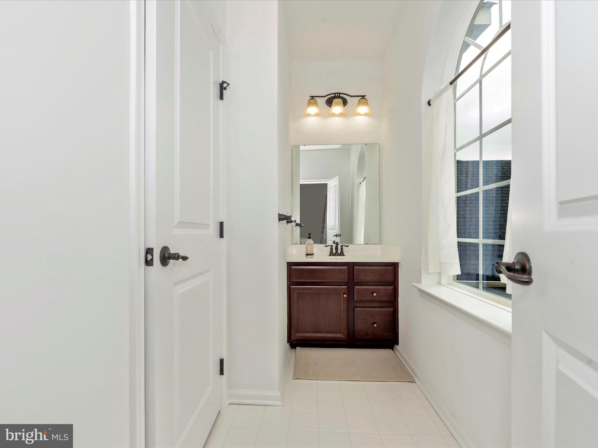 ESTATES AT LIBERTY RESERVOIR - Residential Lease