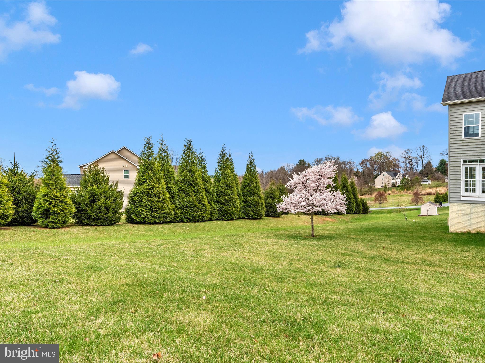 ESTATES AT LIBERTY RESERVOIR - Residential Lease