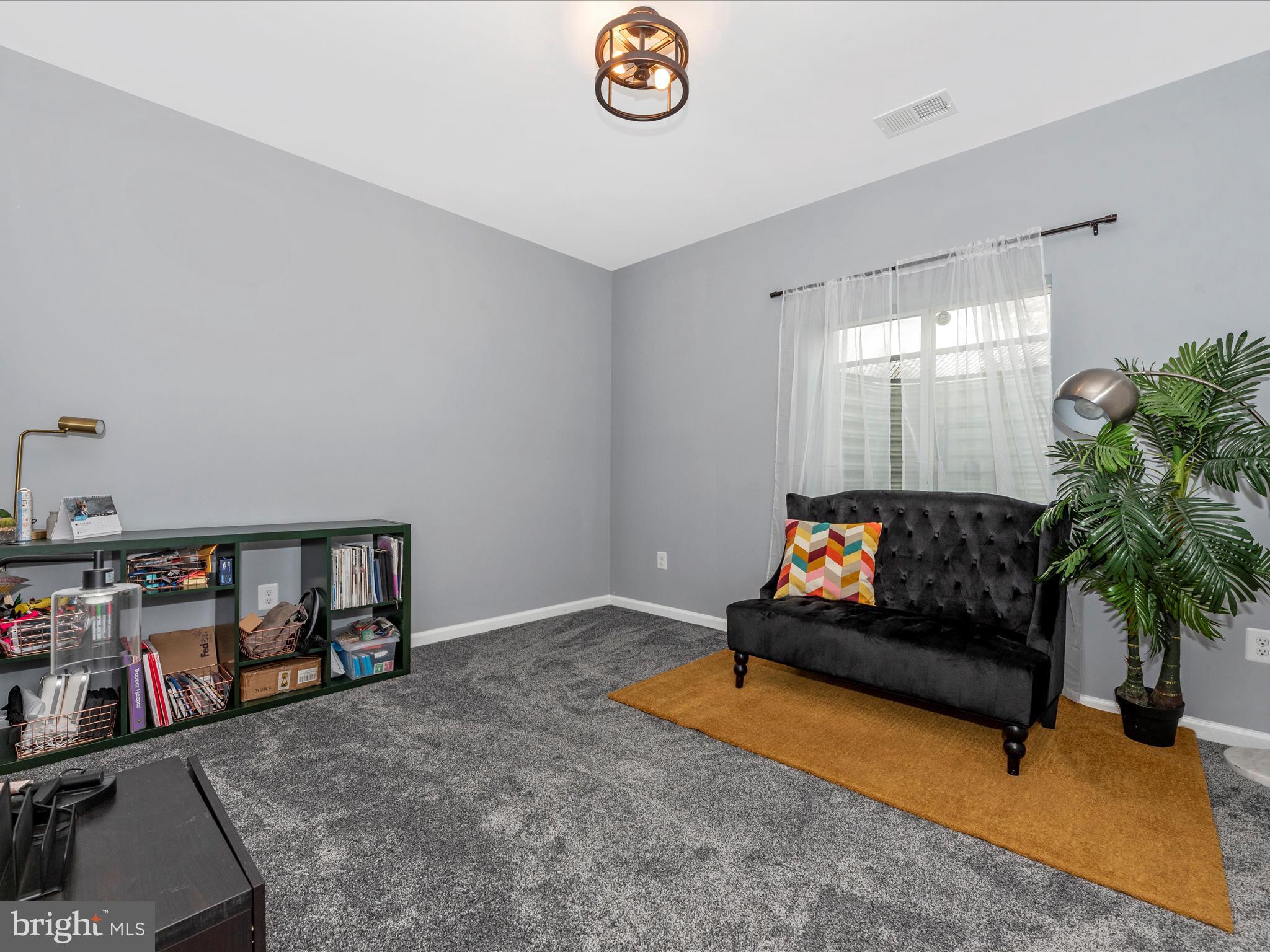 ESTATES AT LIBERTY RESERVOIR - Residential Lease